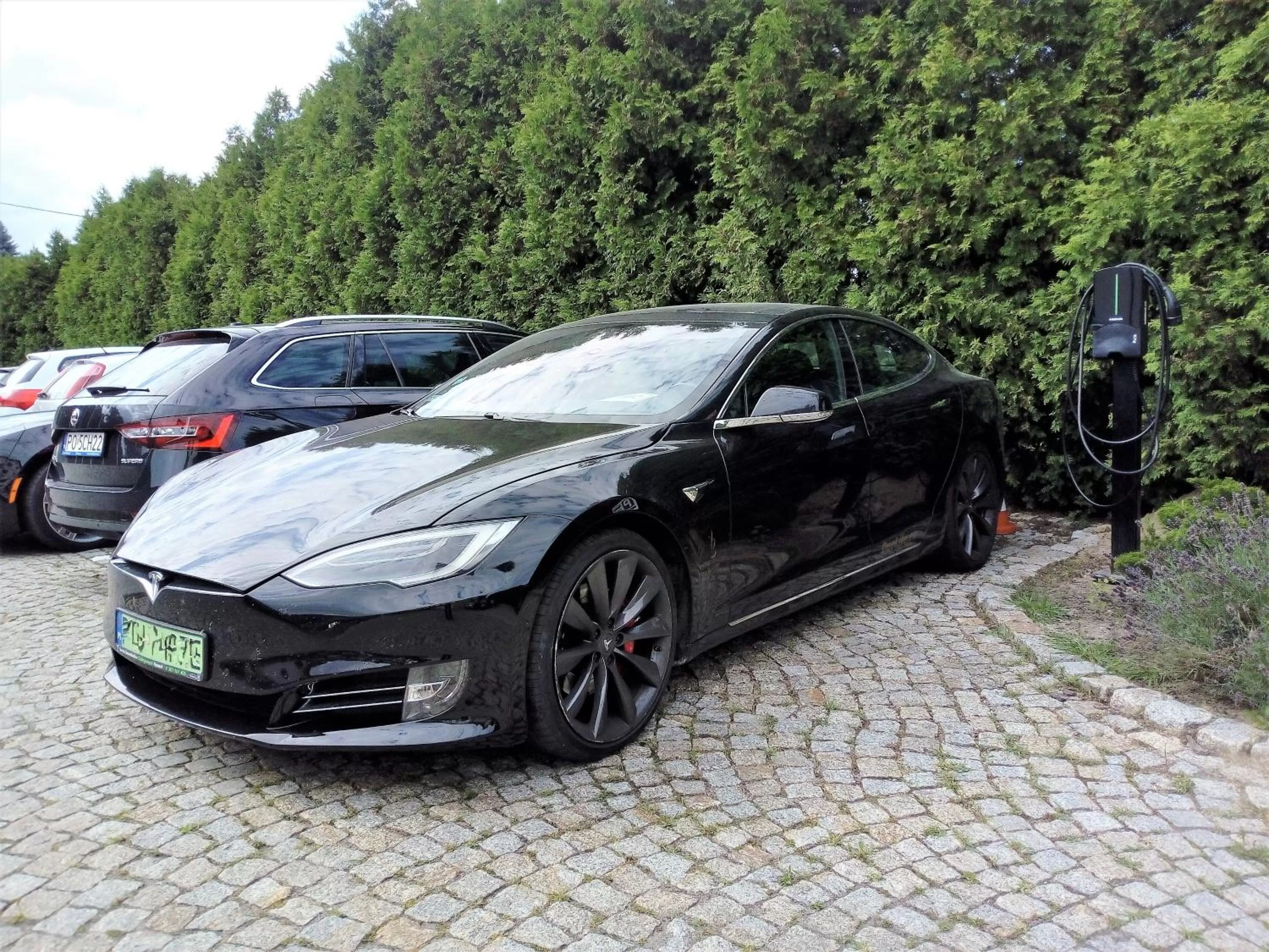 Parking in Hotel Sarmata Zespół Dworski