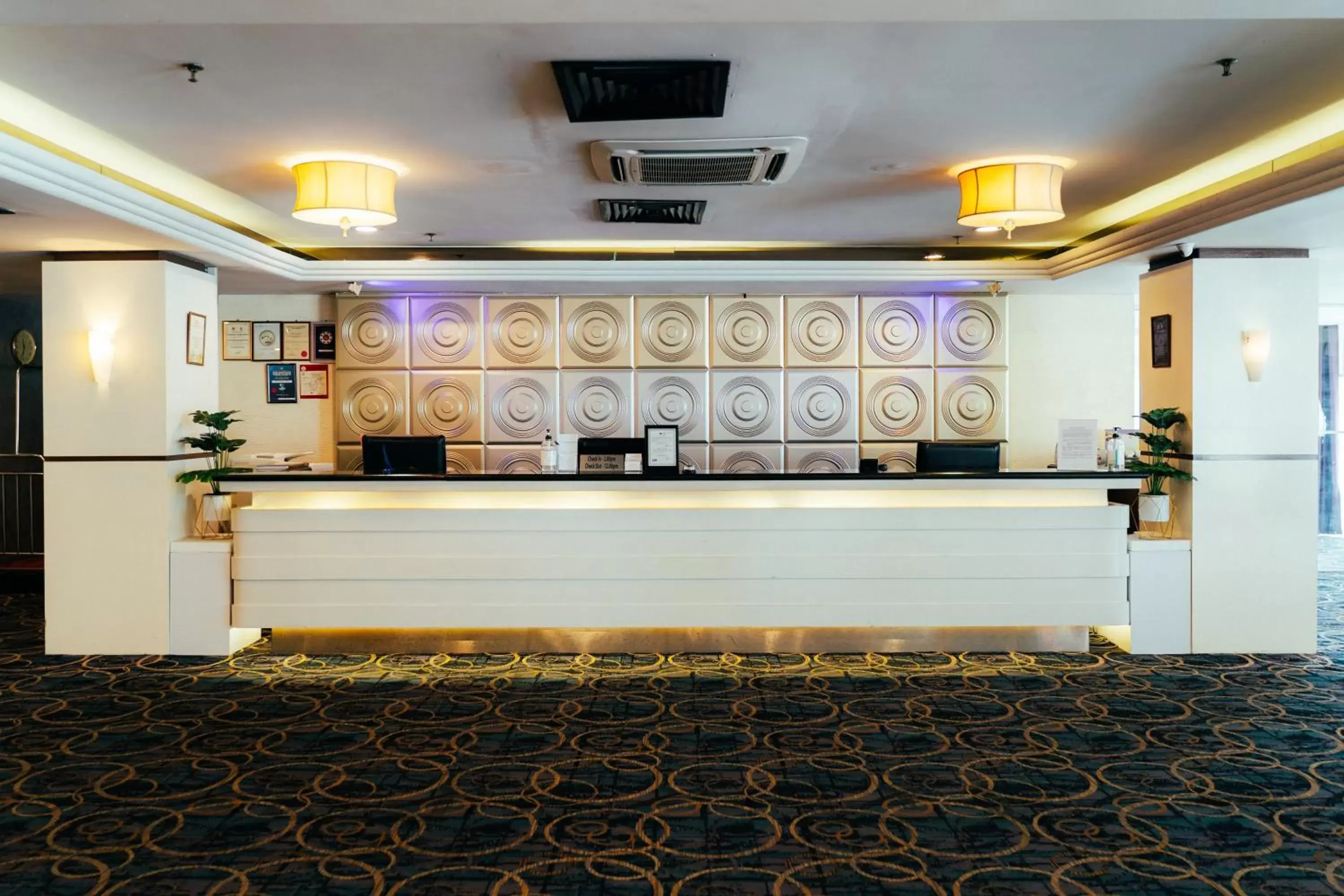 Lobby or reception in Hotel Sentral Riverview Melaka