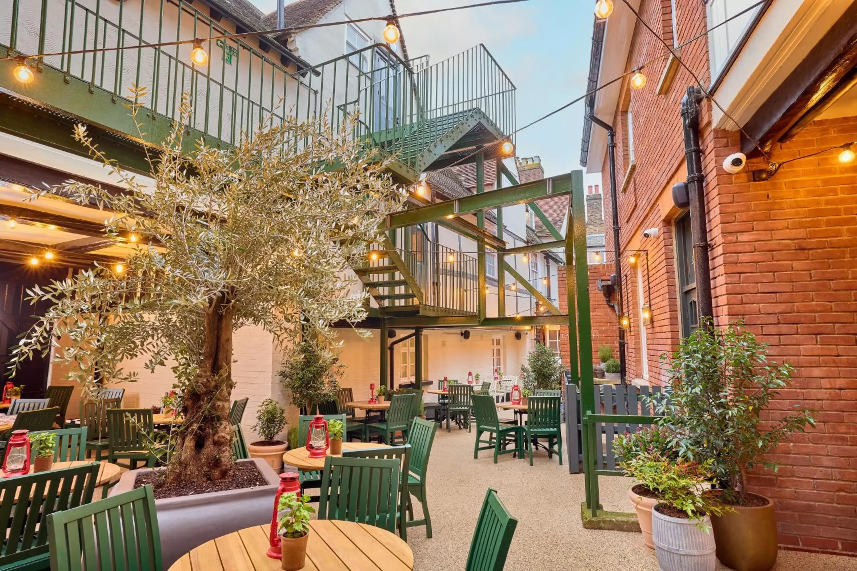 Seating area, Restaurant/Places to Eat in Salisbury Arms Hotel