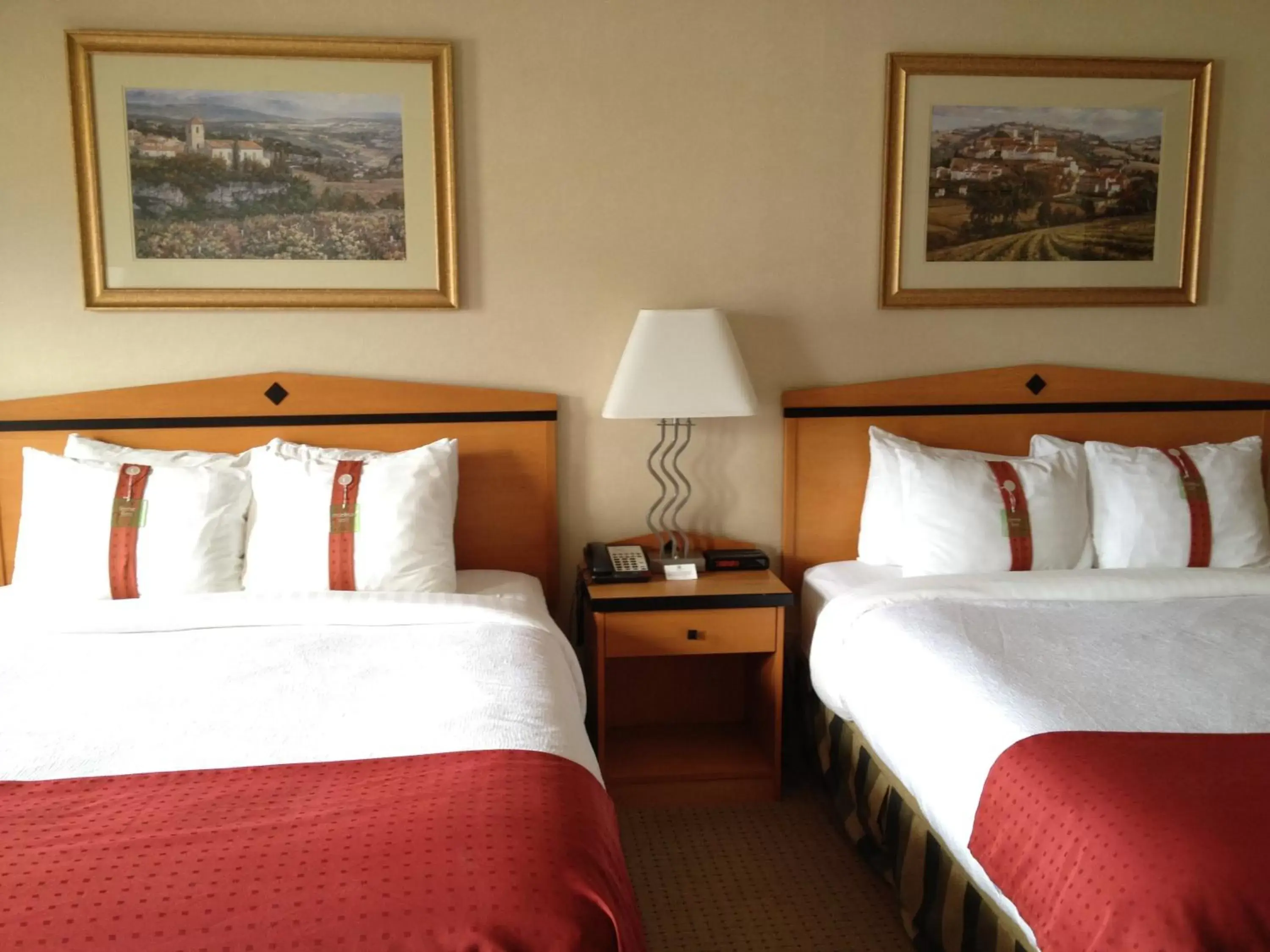 Bed in Holiday Inn Hotel & Suites Osoyoos, an IHG Hotel