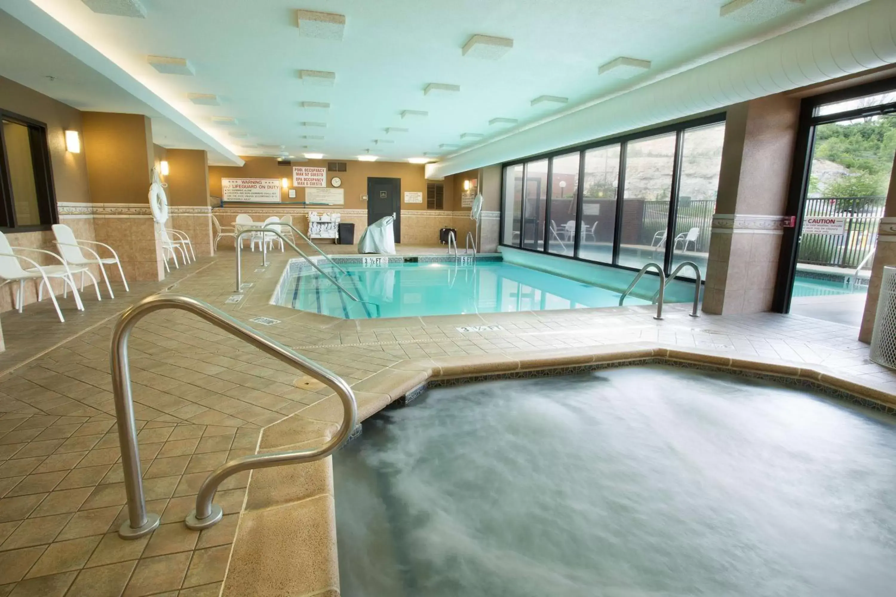 Activities, Swimming Pool in Drury Inn & Suites St. Louis-Southwest