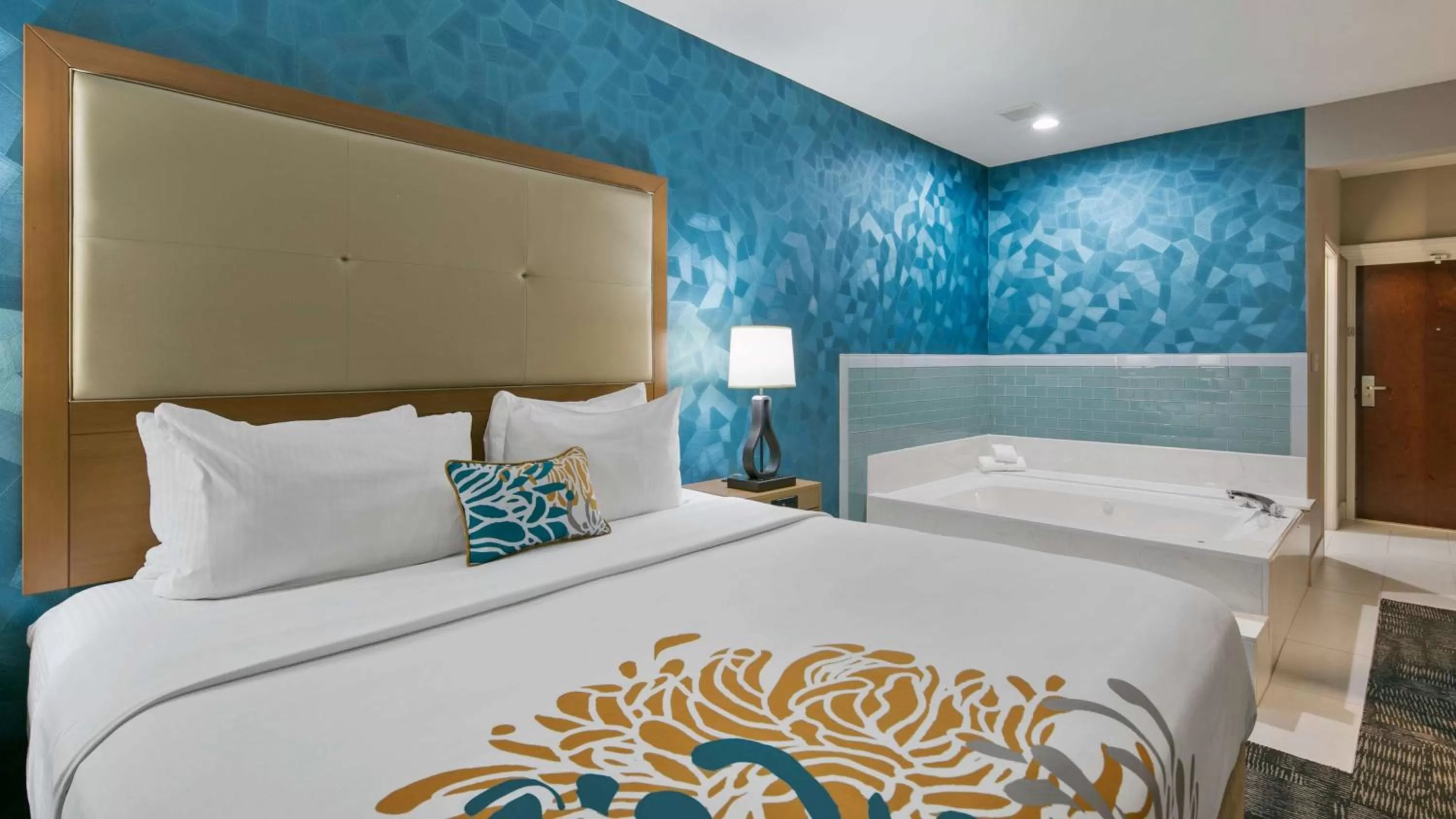 Photo of the whole room, Bed in Best Western Plus Houston Atascocita Inn & Suites