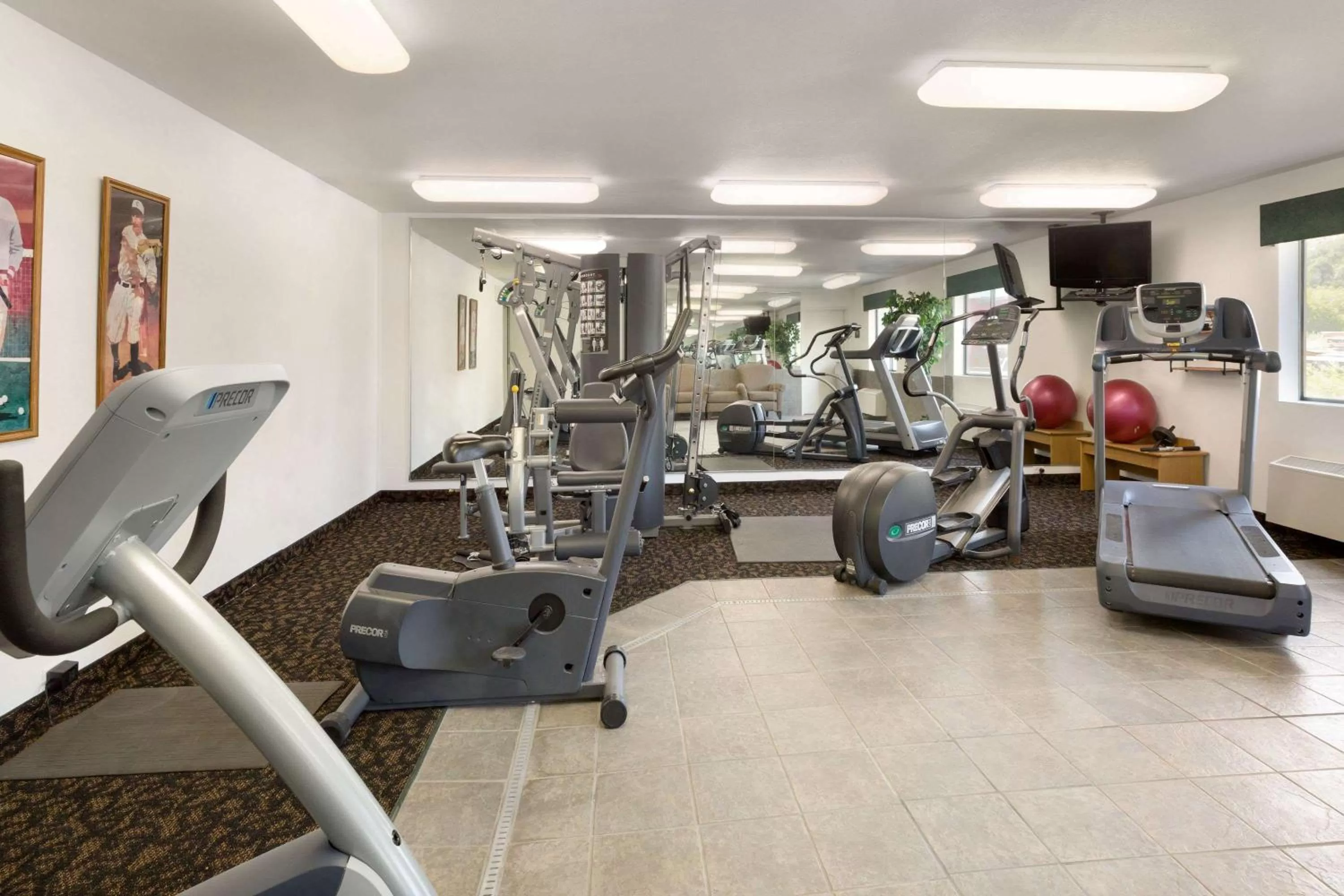 Fitness centre/facilities in Travelodge by Wyndham Yampa