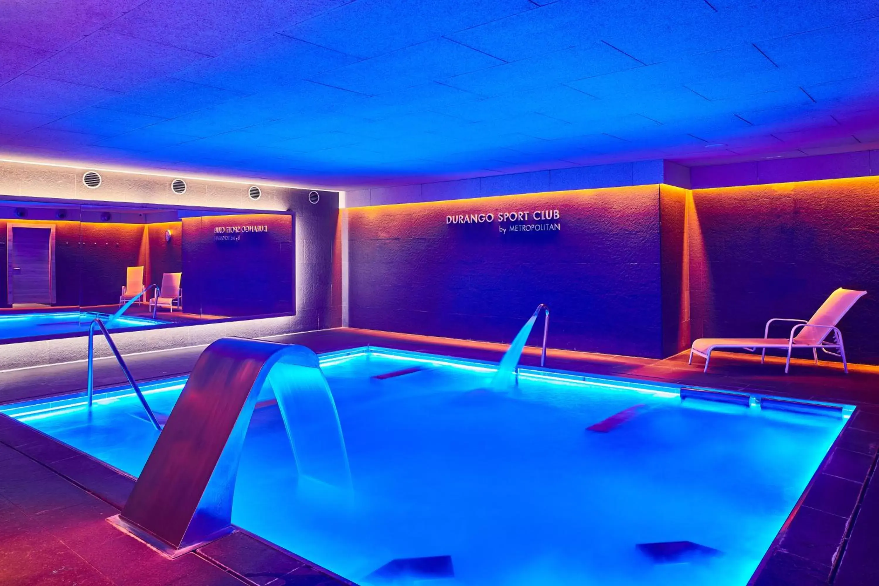 Spa and wellness centre/facilities, Swimming Pool in Silken Gran hotel Durango