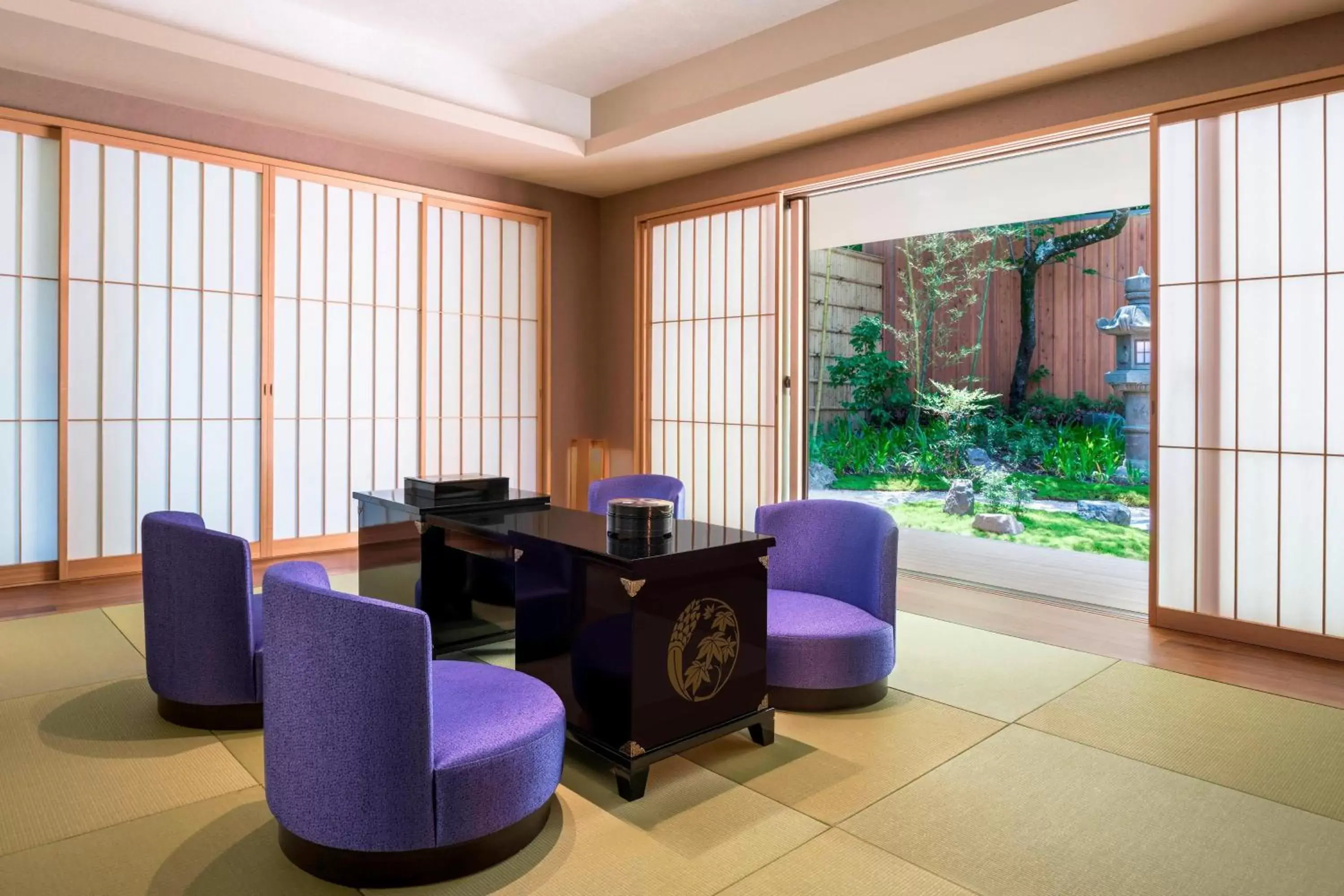 Living room in Suiran, a Luxury Collection Hotel, Kyoto