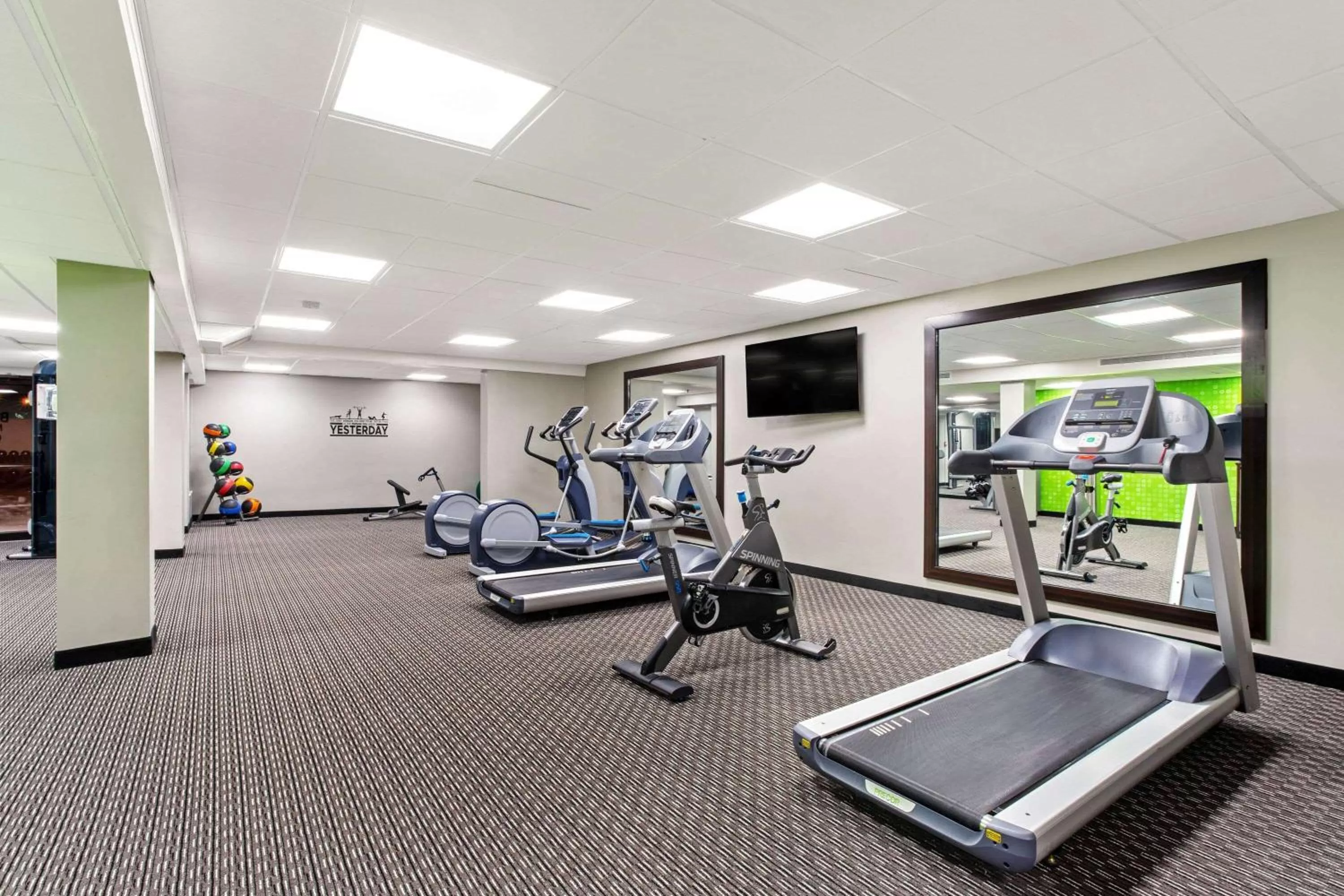 Fitness centre/facilities in La Quinta by Wyndham Boston-Andover