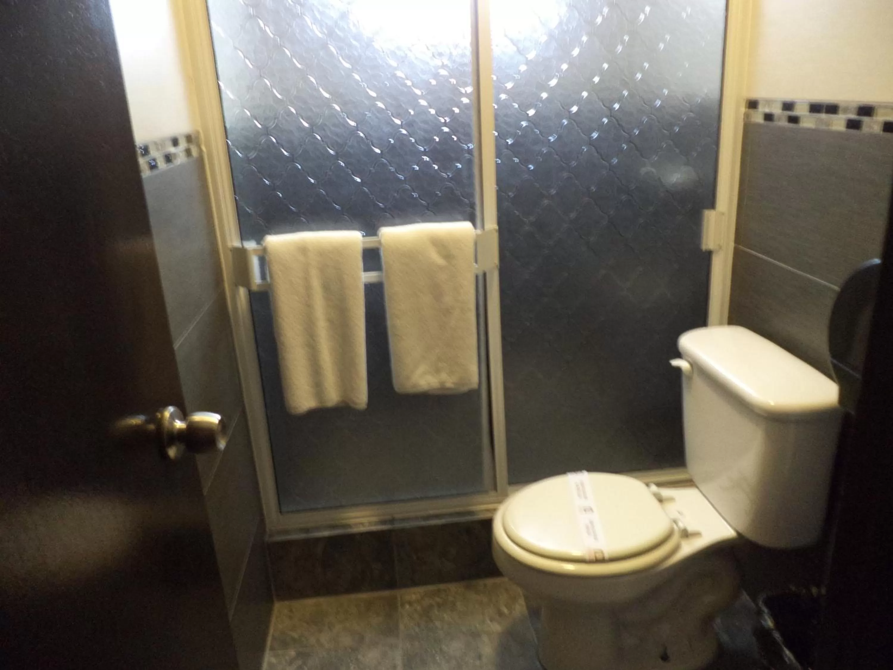 Shower in Hotel Los Altos