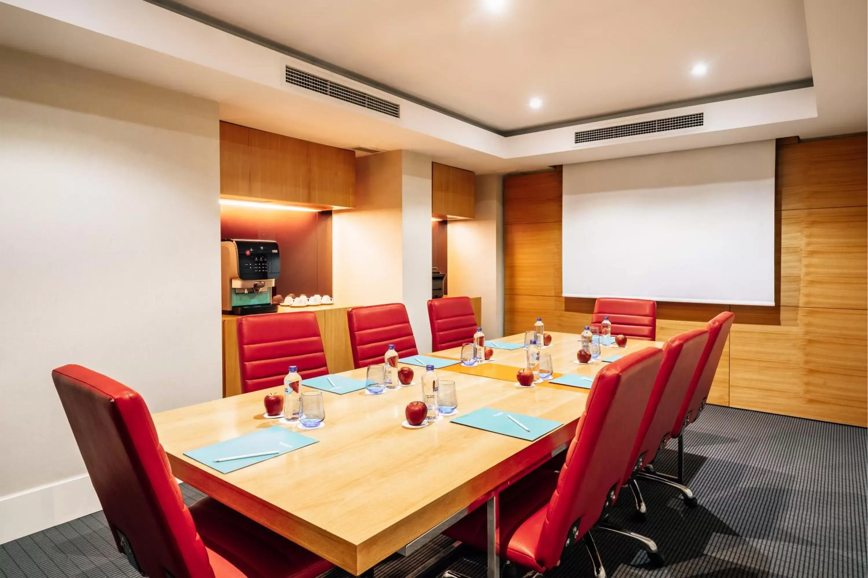 Meeting/conference room in Miapera Hotel and Spa