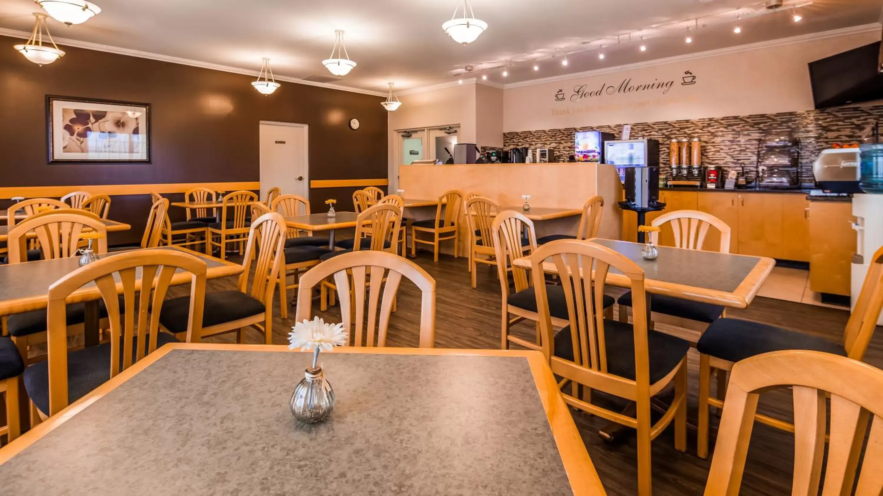Continental breakfast, Restaurant/Places to Eat in Best Western Thunder Bay Crossroads