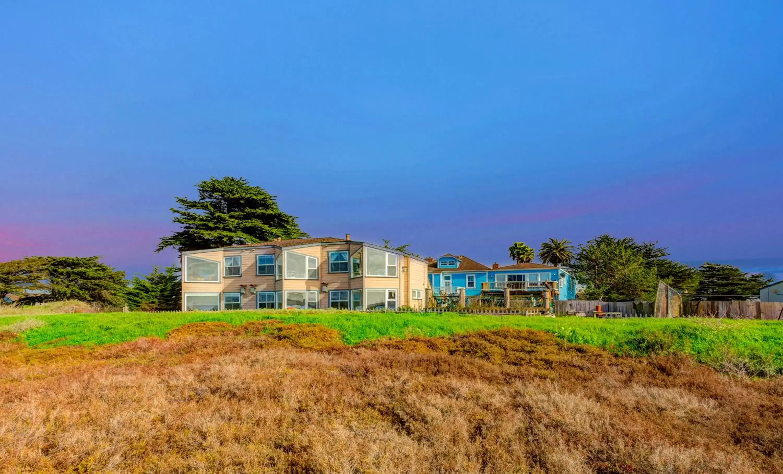 Property Building in Captain's Inn at Moss Landing