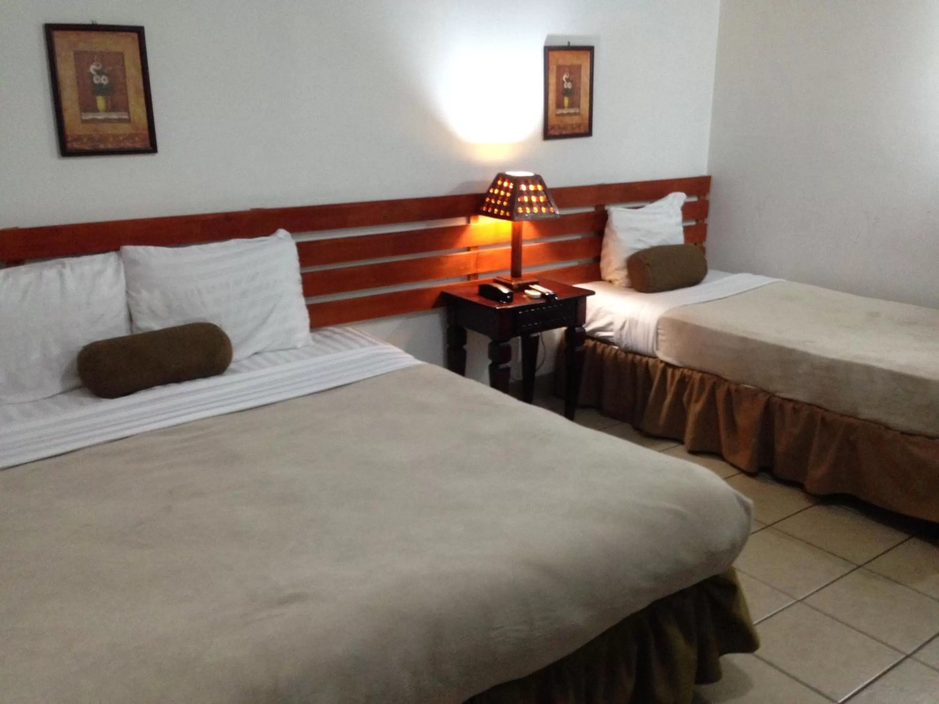 Bedroom, Bed in Hotel Mozonte