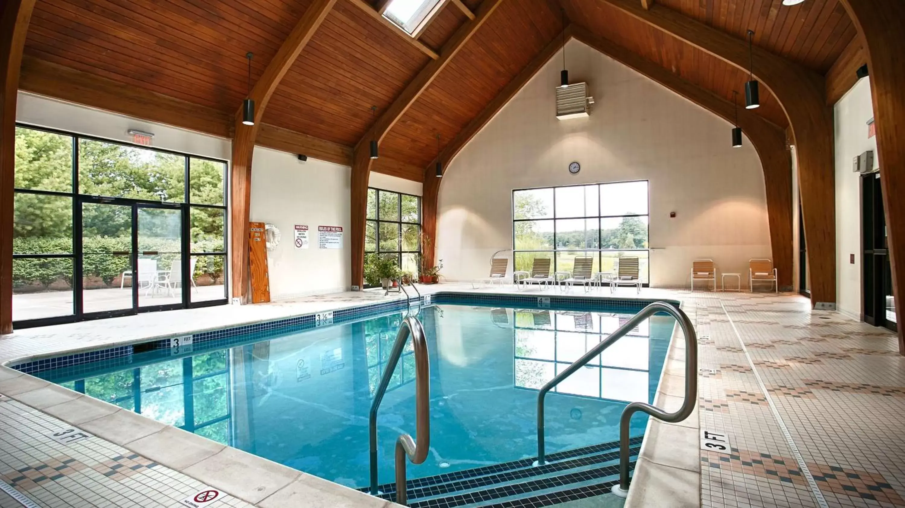 On site, Swimming Pool in Best Western Inn at Blakeslee-Pocono