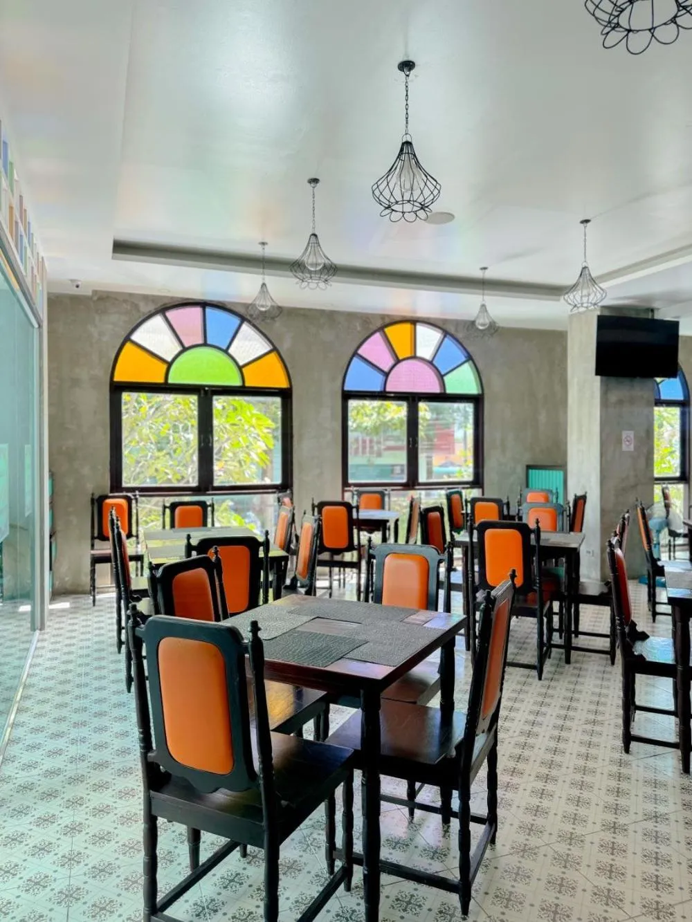 Restaurant/places to eat in Grand Supicha City Hotel