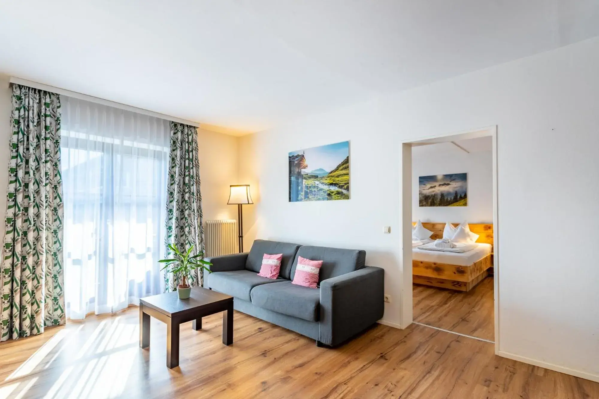 Living room, Seating Area in Das Bergmayr - Chiemgauer Alpenhotel