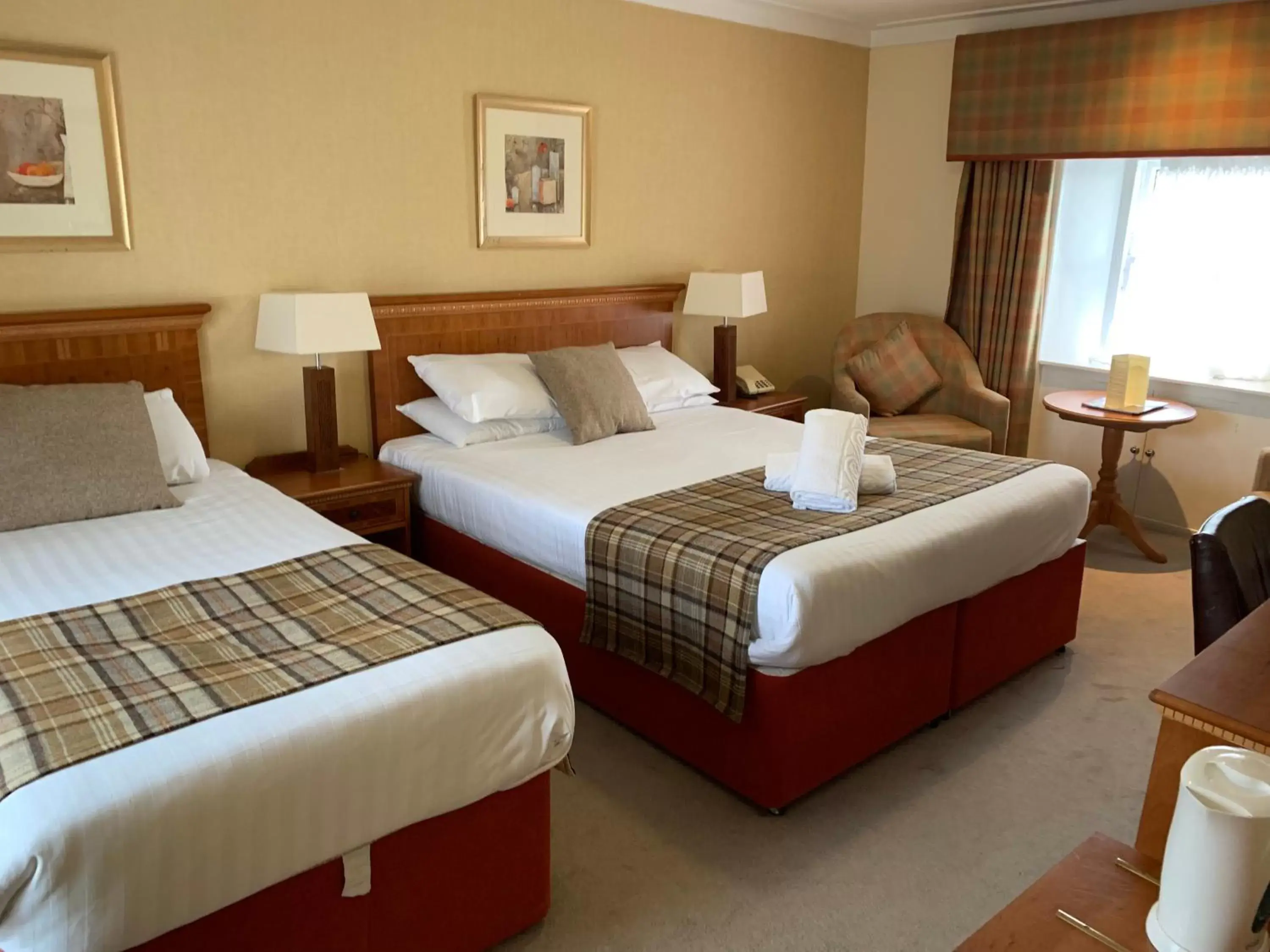 Bedroom, Bed in The Winnock Hotel