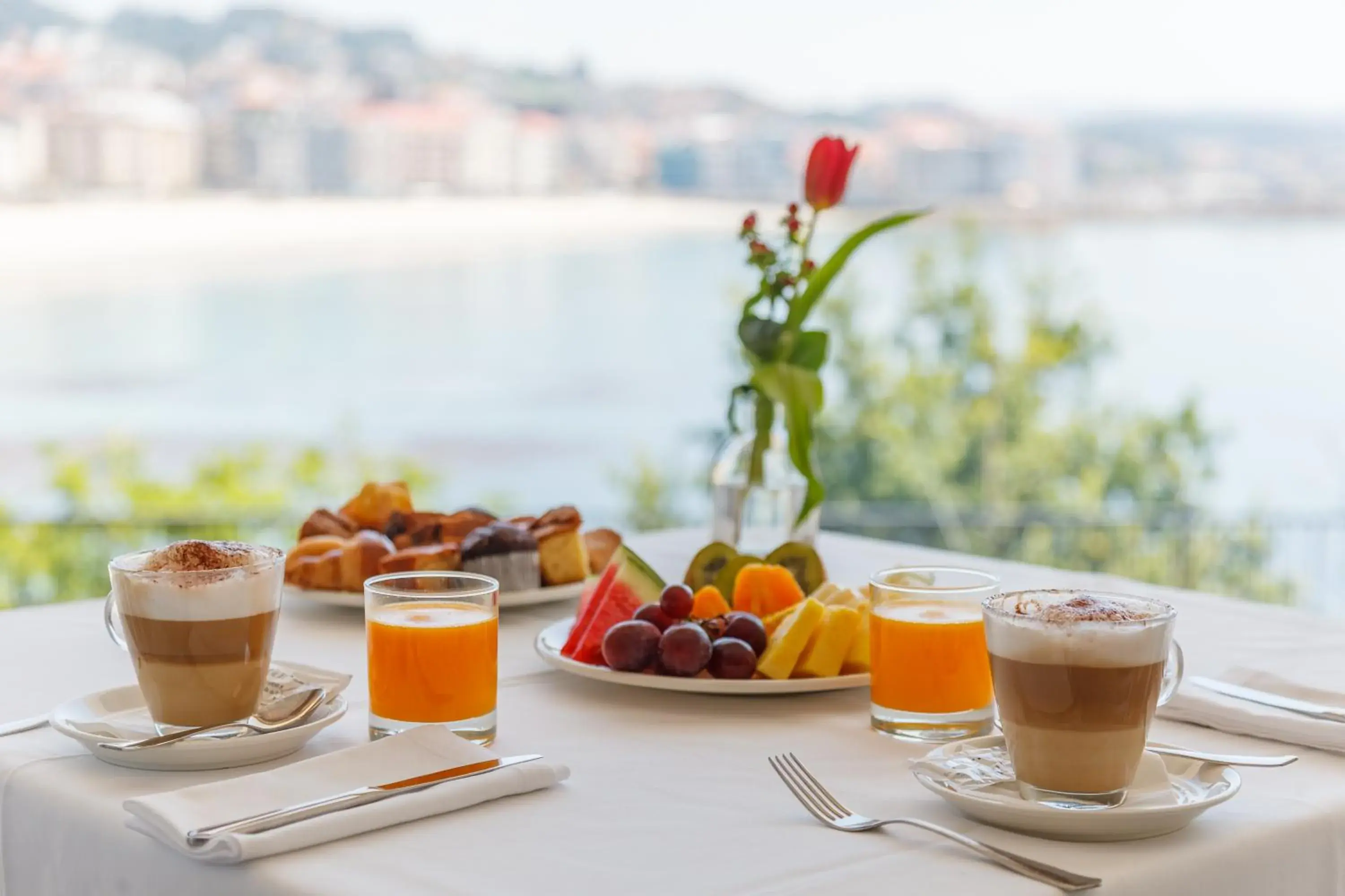 Food and drinks in Gran Talaso Hotel Sanxenxo Food and drinks in Gran Talaso Hotel Sanxenxo