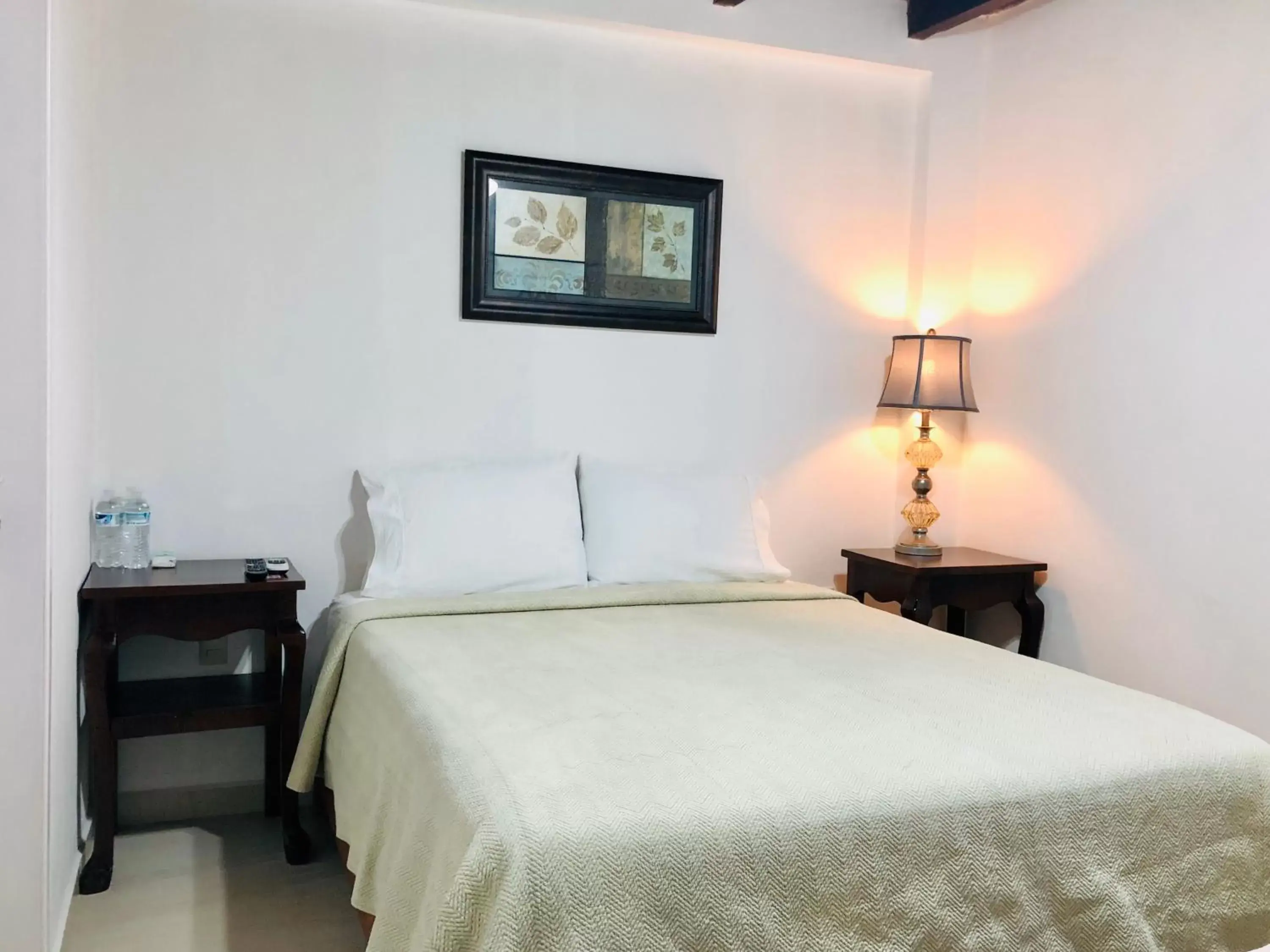 Standard Triple Room in Hotel Carretas by Rotamundos Standard Triple Room in Hotel Carretas by Rotamundos