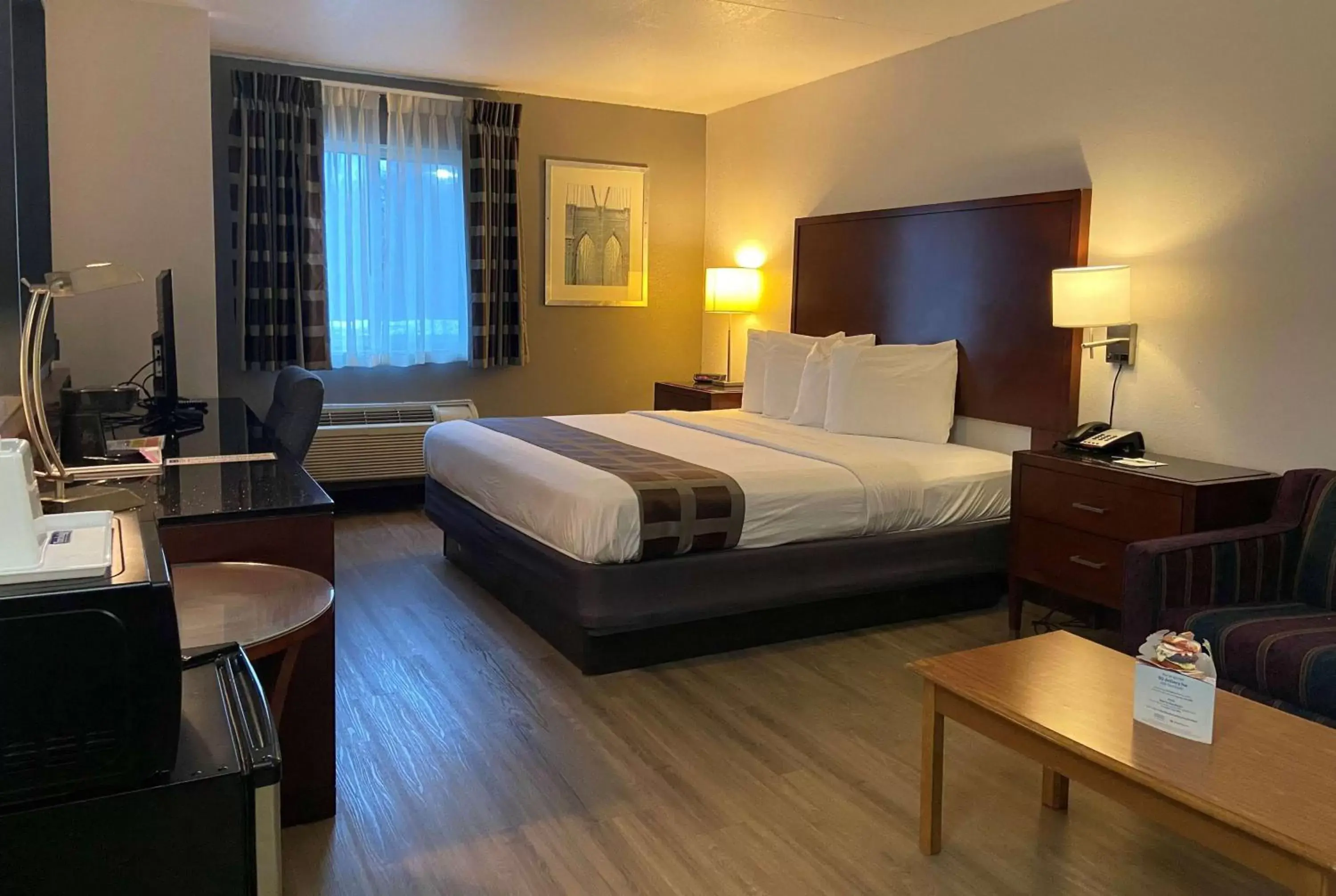 Photo of the whole room in Travelodge Inn & Suites by Wyndham Albany