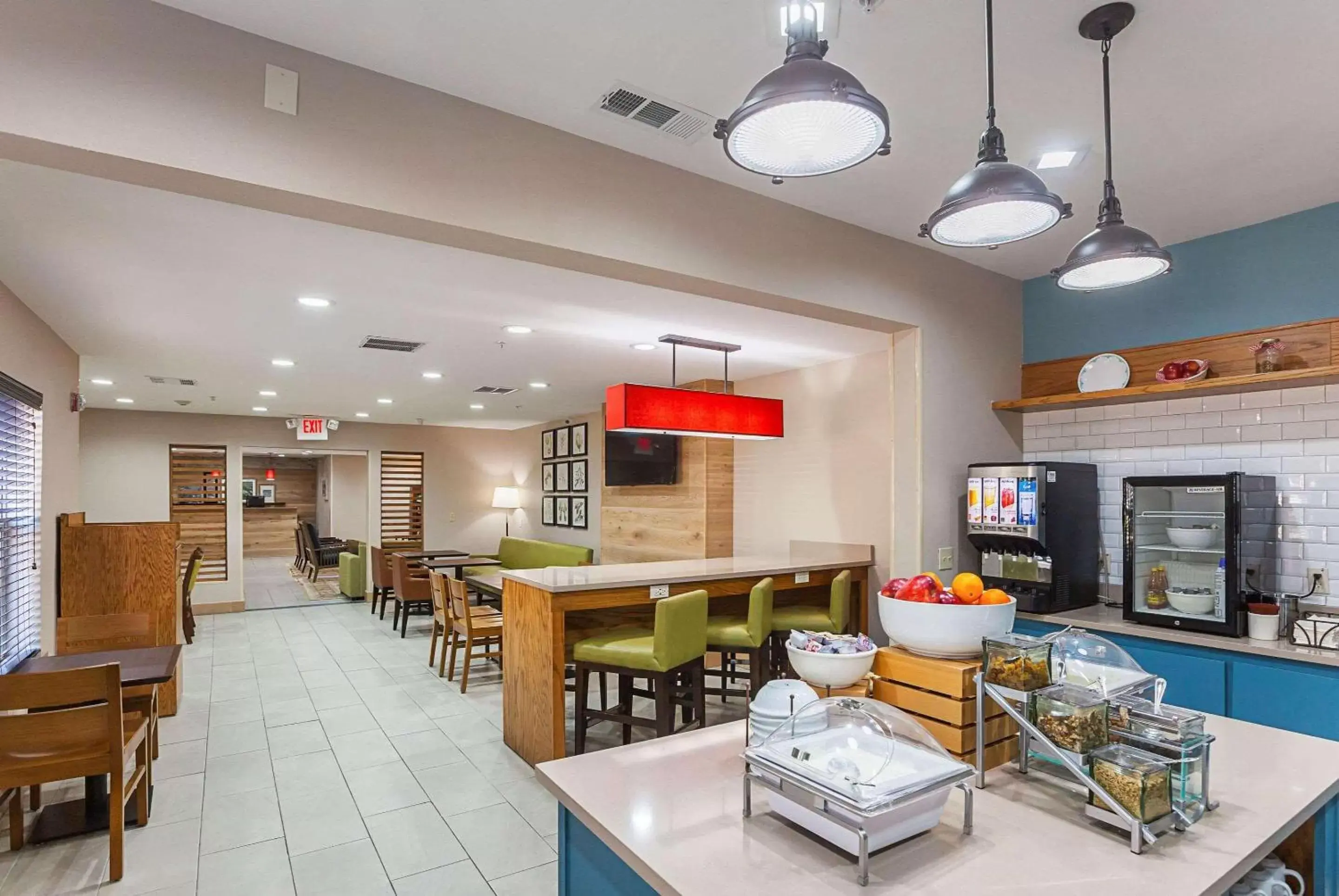 Breakfast, Restaurant/Places to Eat in Country Inn & Suites by Radisson, Lewisville, TX