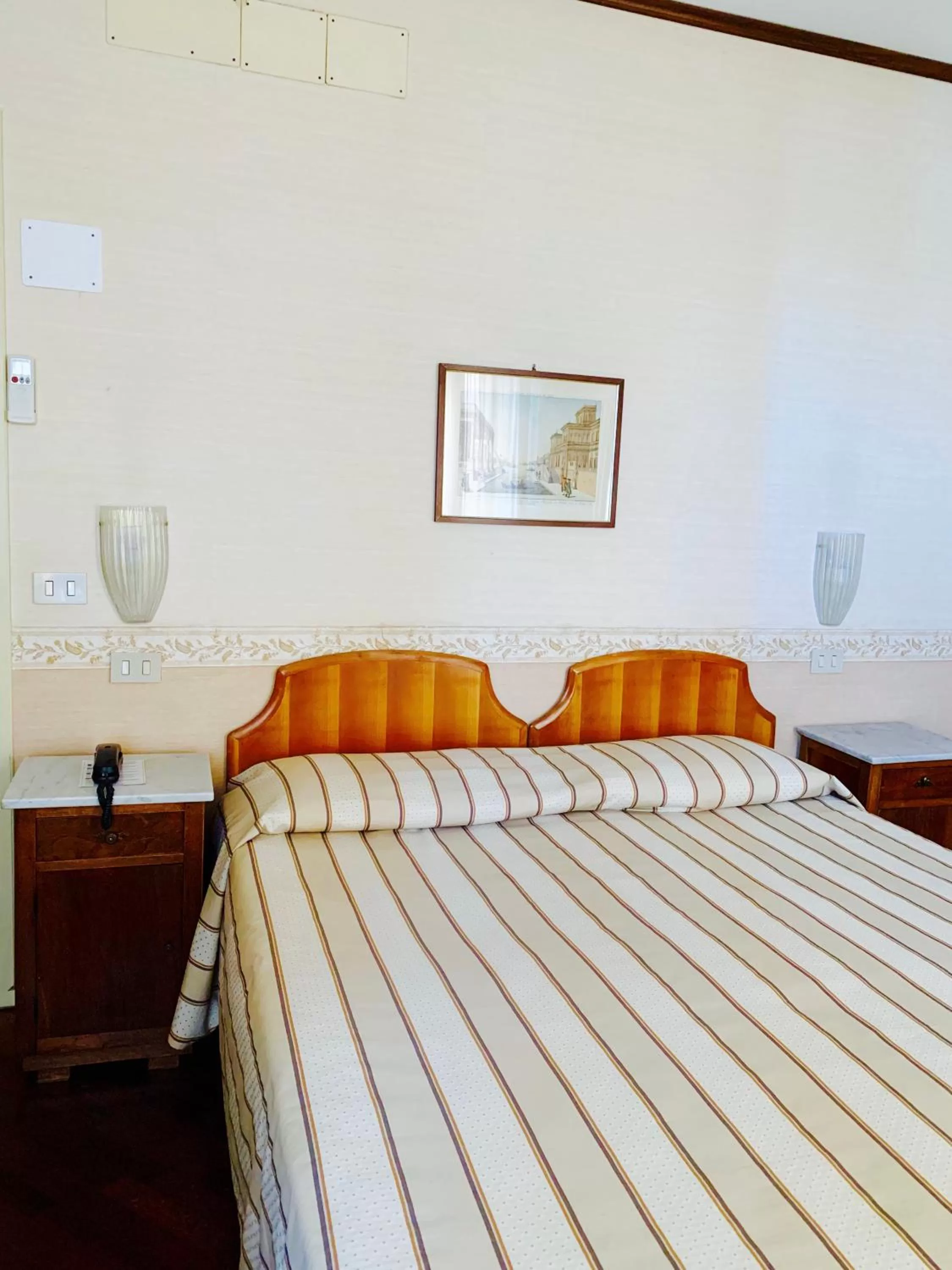 Bed in Hotel La Calcina