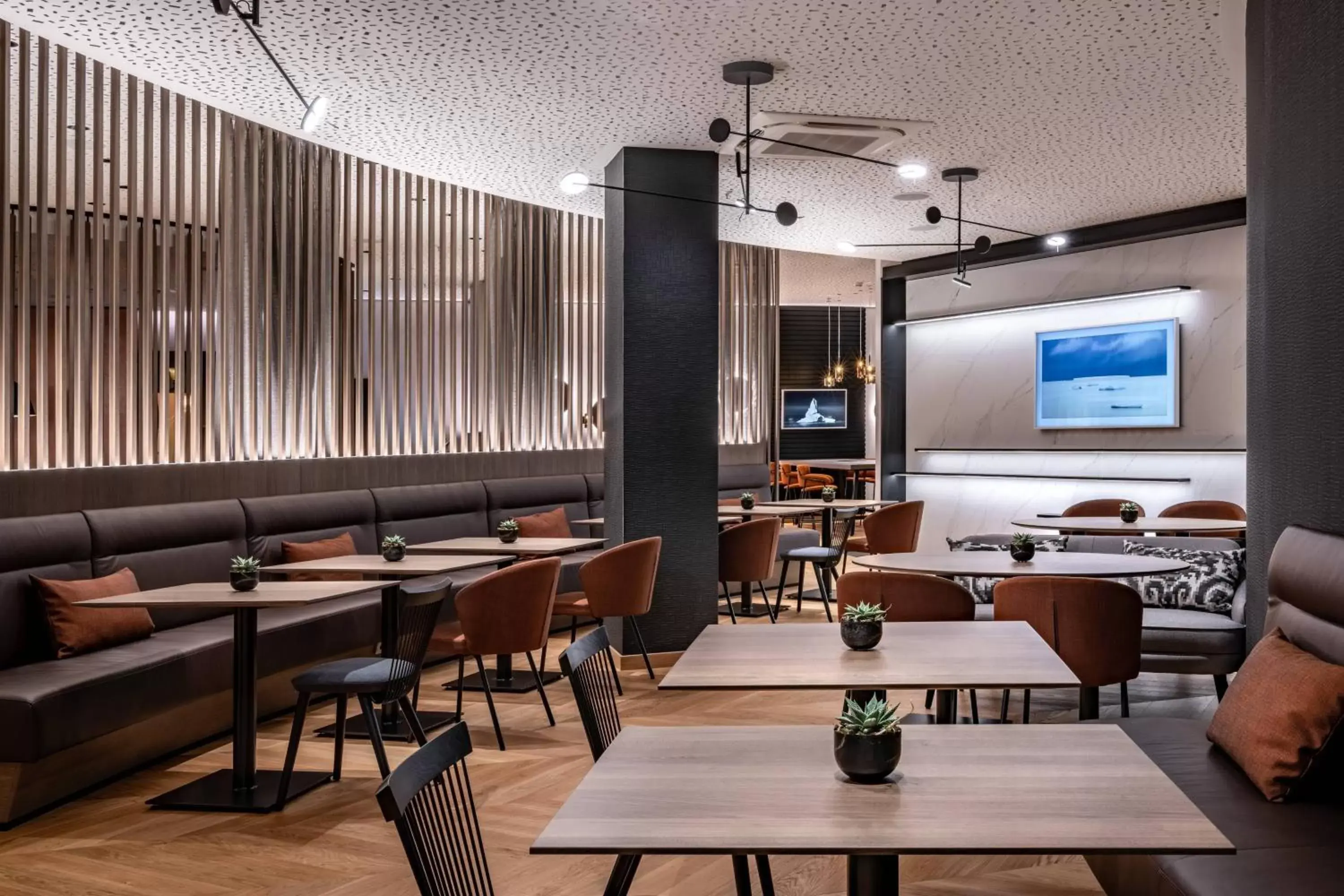 Lounge or bar, Restaurant/Places to Eat in Frankfurt Marriott Hotel