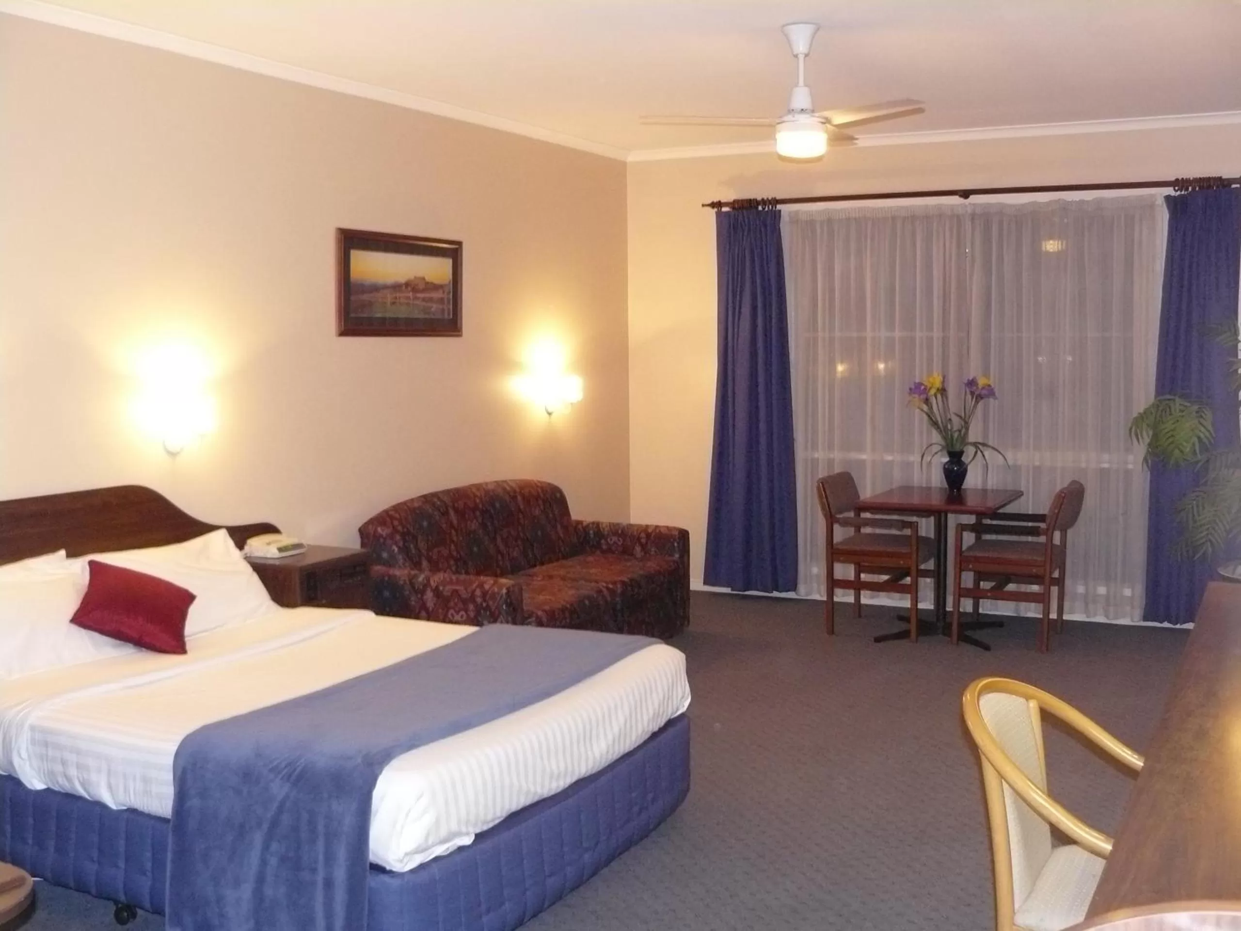 Photo of the whole room, Bed in Australia Park Motel