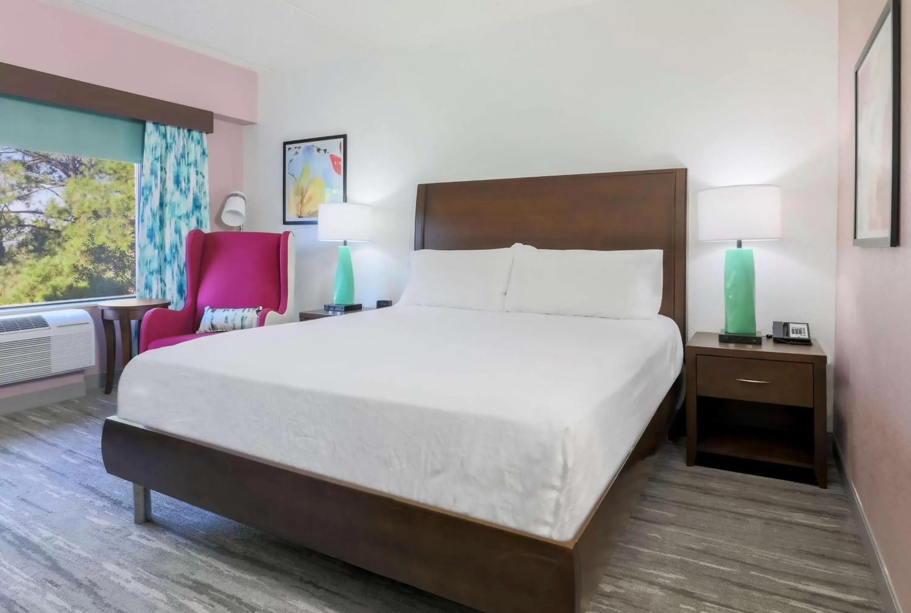 Bed in Hilton Garden Inn Raleigh-Durham/Research Triangle Park