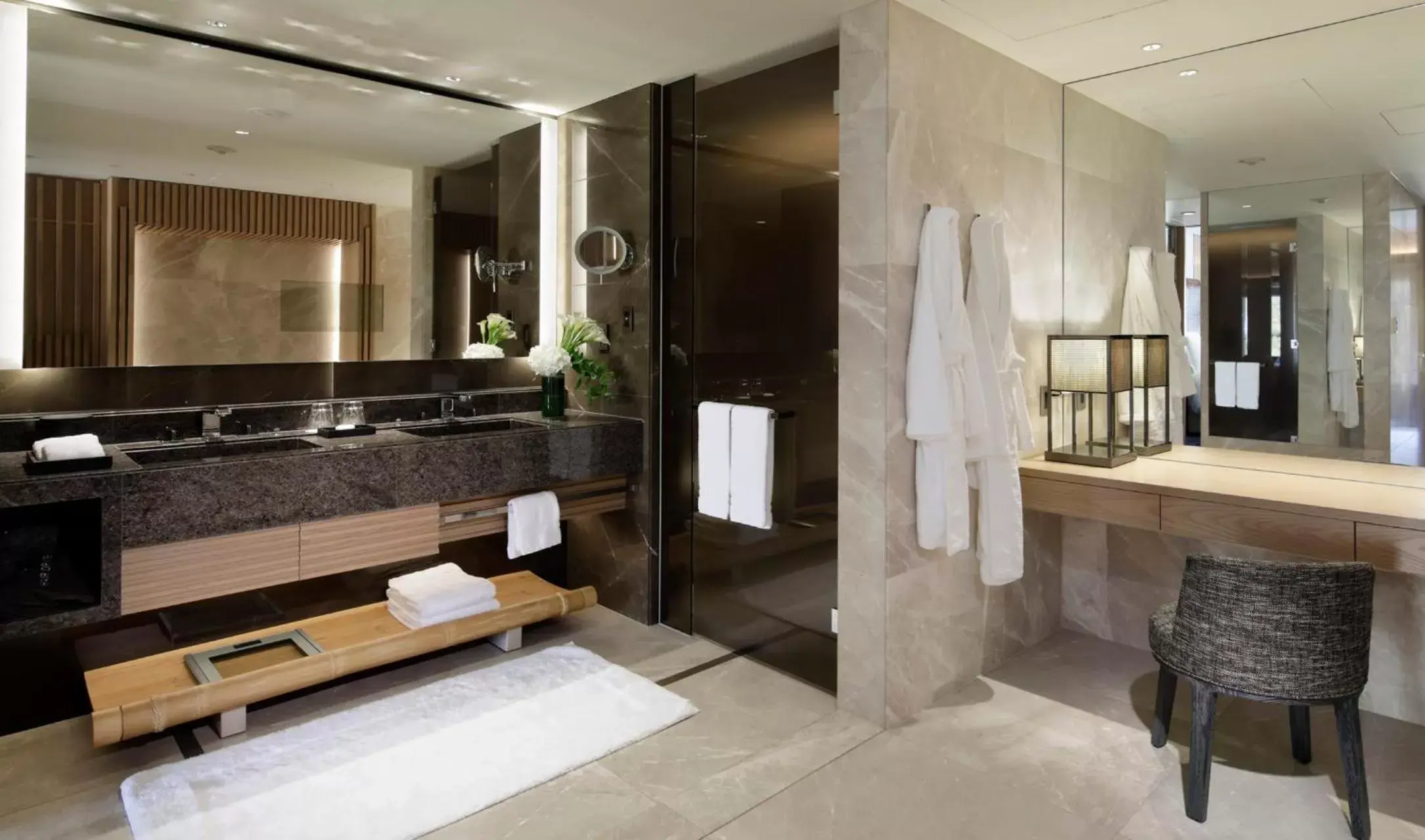 Bathroom in Four Seasons Hotel Kyoto