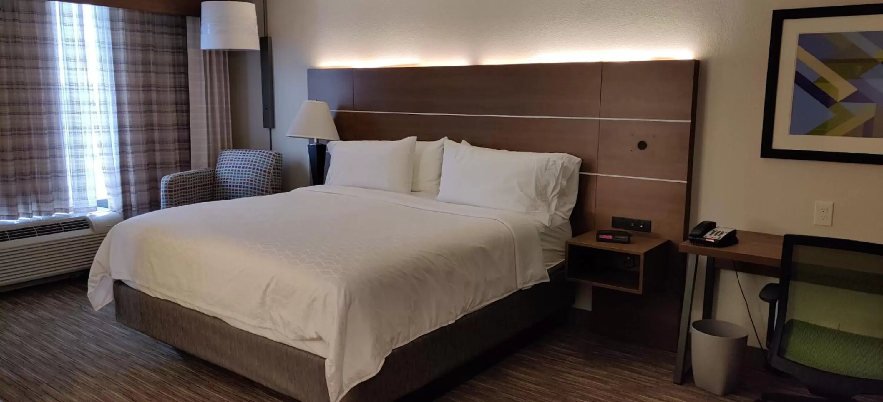 Photo of the whole room, Bed in Holiday Inn Express Hotel & Suites Dallas Fort Worth Airport South, an IHG Hotel