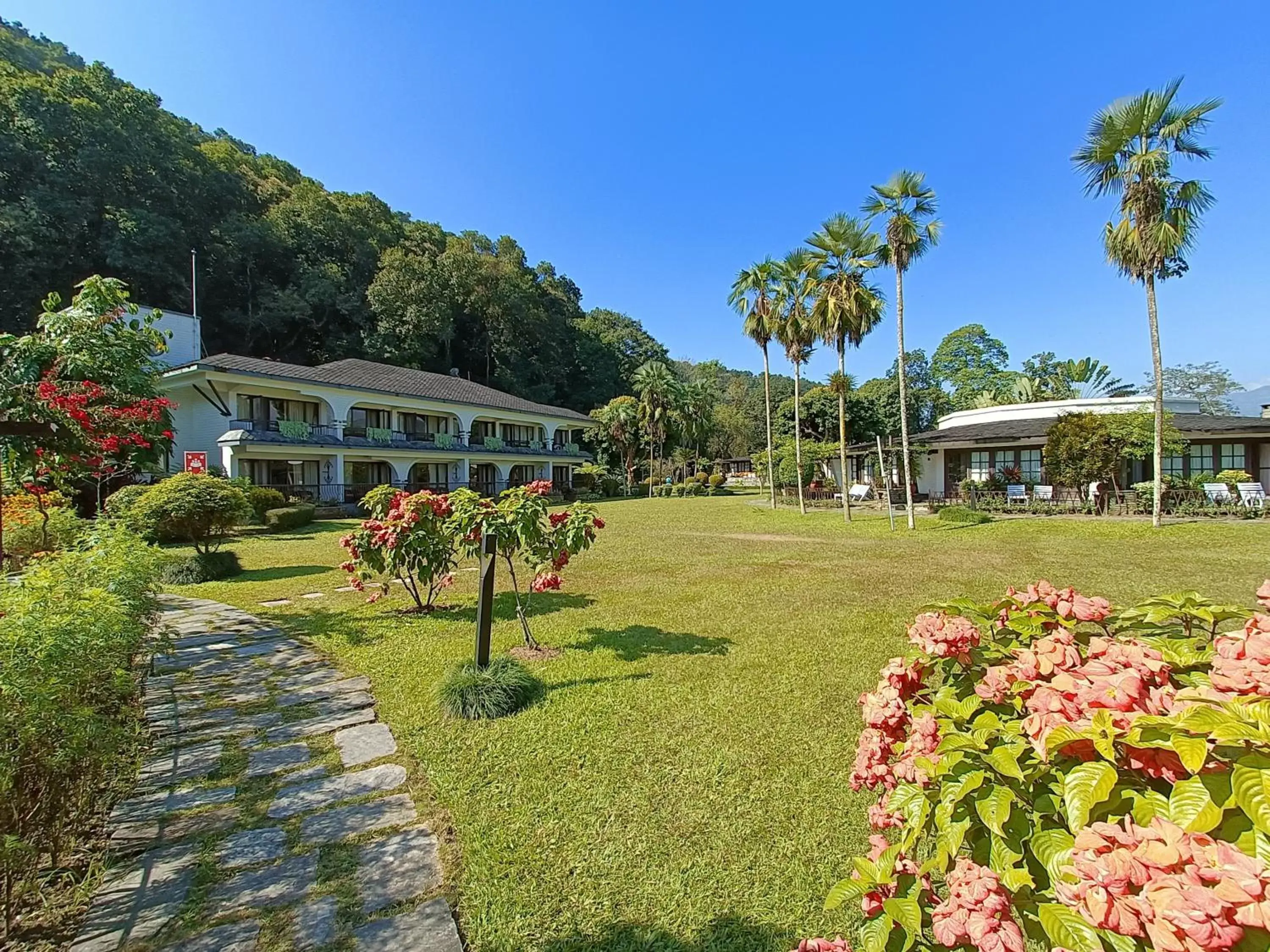 Property Building in Fish Tail Lodge