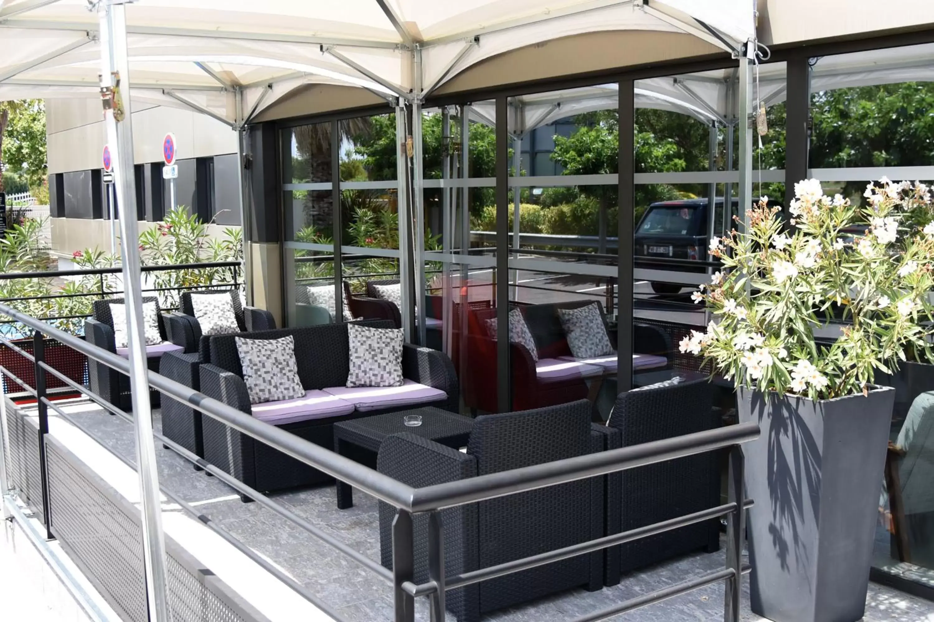 Balcony/Terrace in Brit Hotel Porte d'Espagne