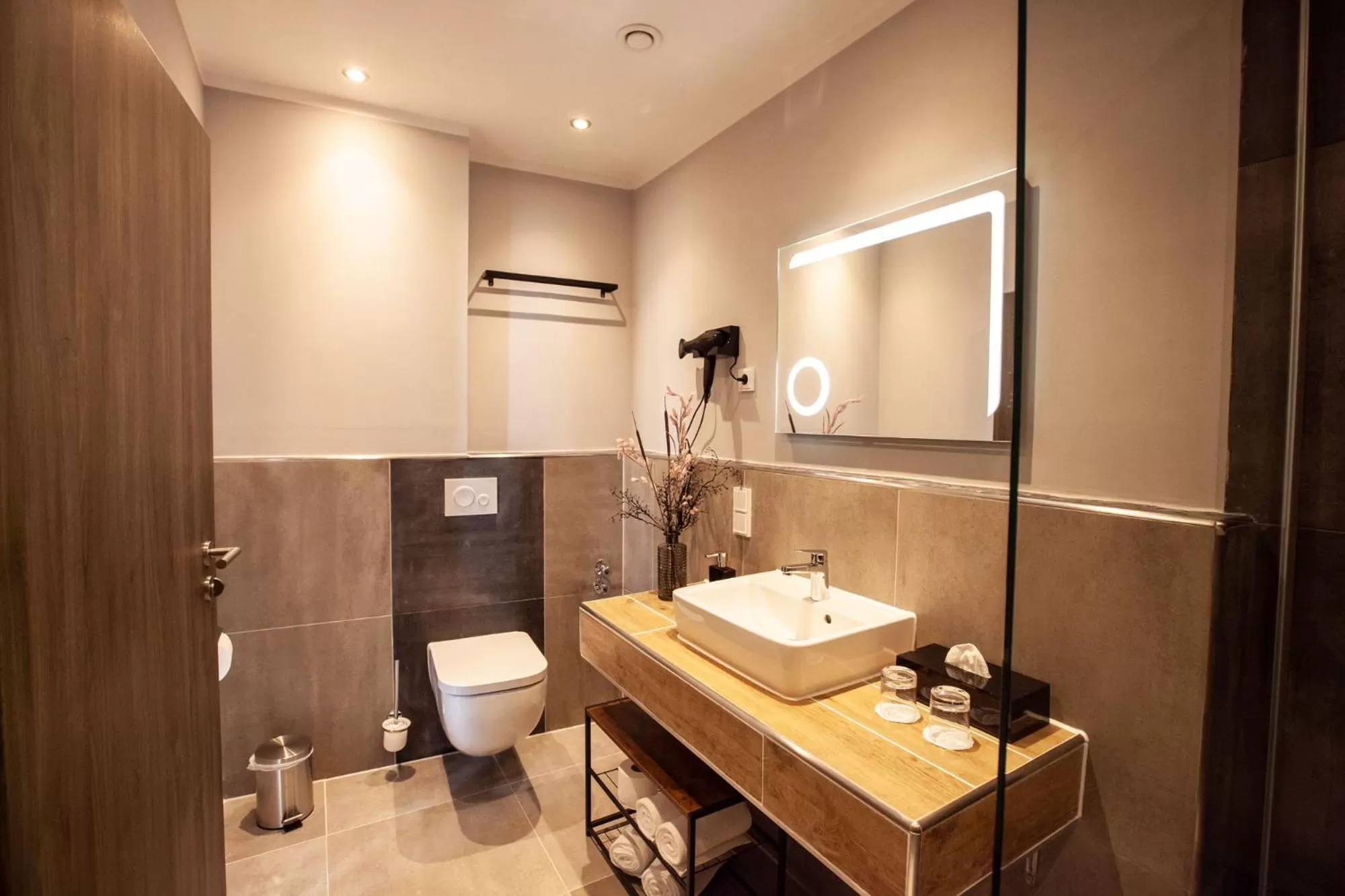 Bathroom in DORMERO Hotel Bremen