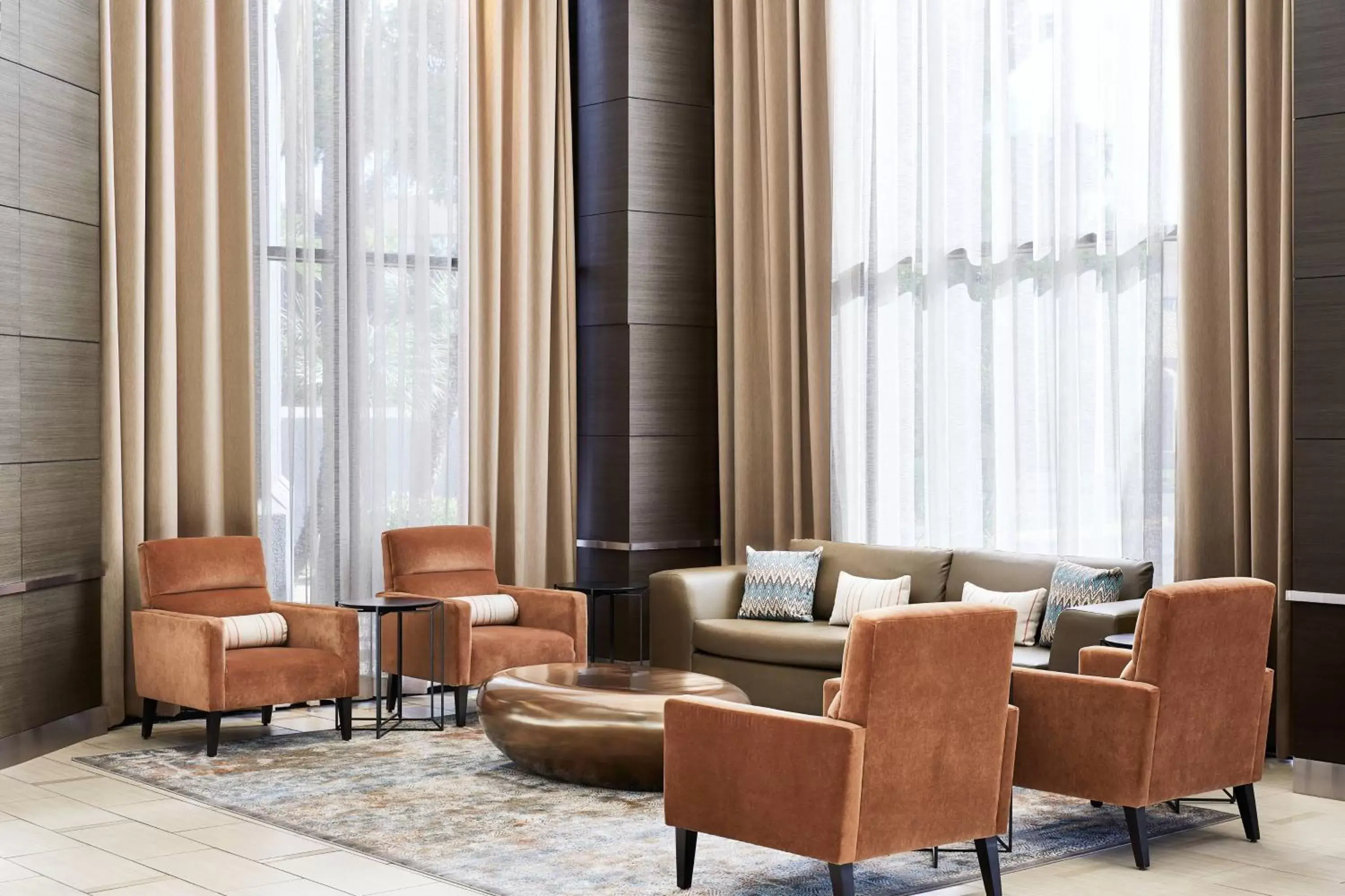 Lobby or reception, Seating Area in Delta Hotels by Marriott Phoenix Mesa