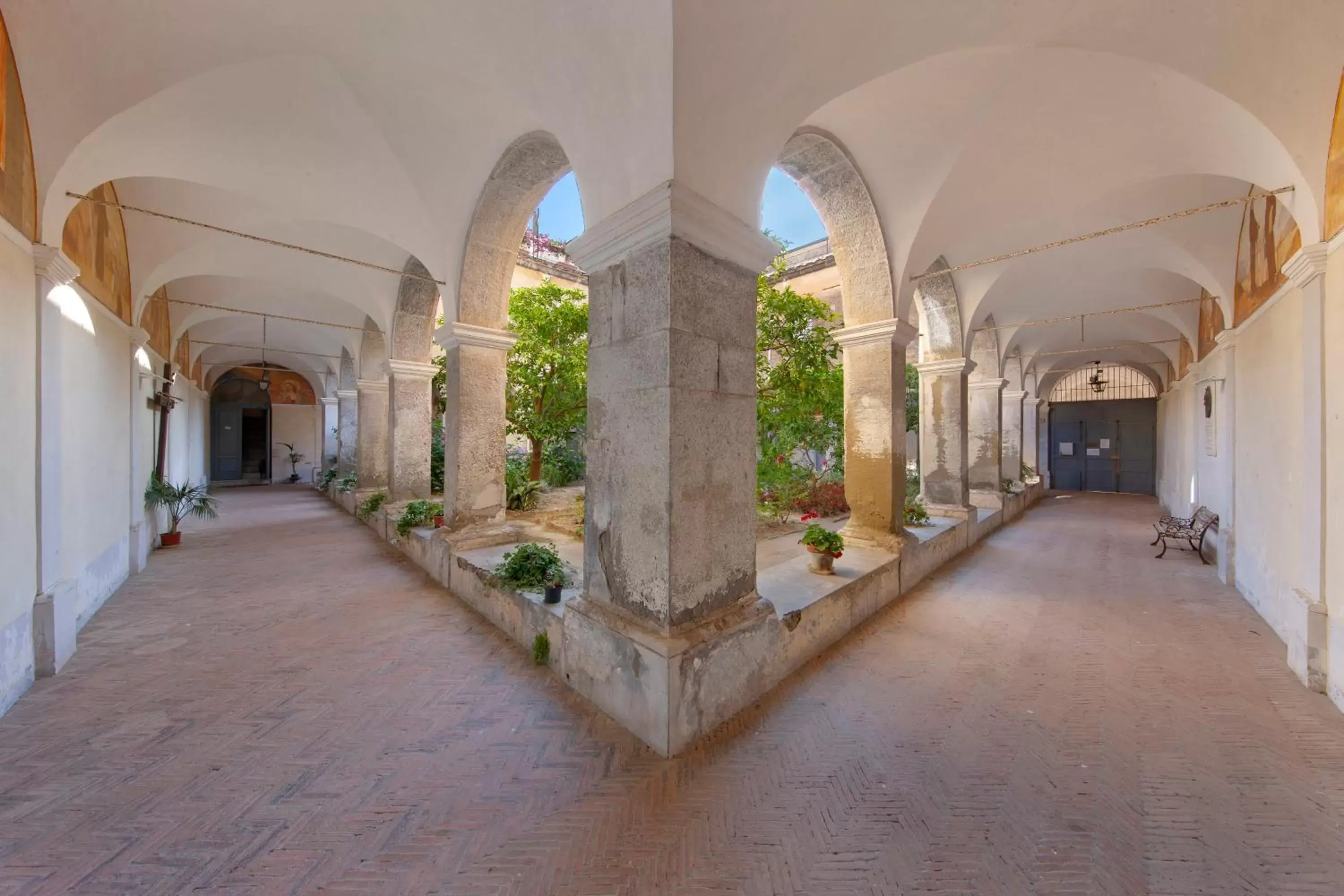 Facade/entrance in Relais Il Chiostro