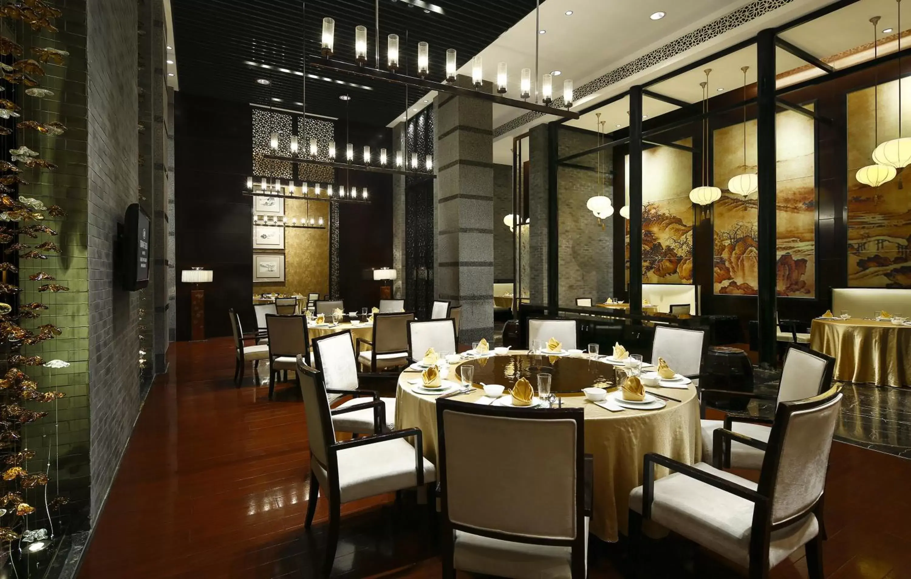 Restaurant/Places to Eat in Crowne Plaza Chengdu Panda Garden, an IHG Hotel