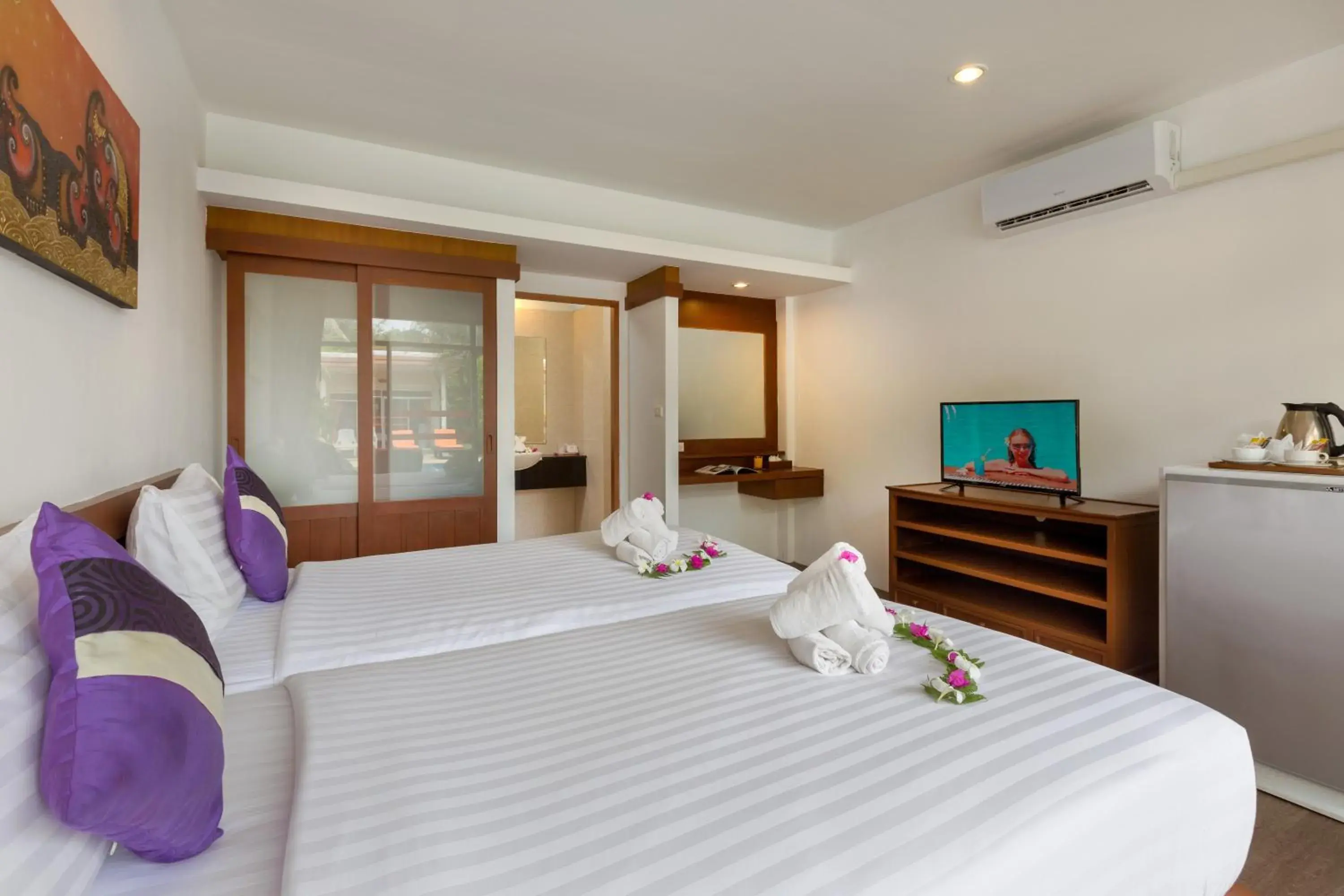 Bed in Phuket Sea Resort SHA Extra Plus Bed in Phuket Sea Resort SHA Extra Plus