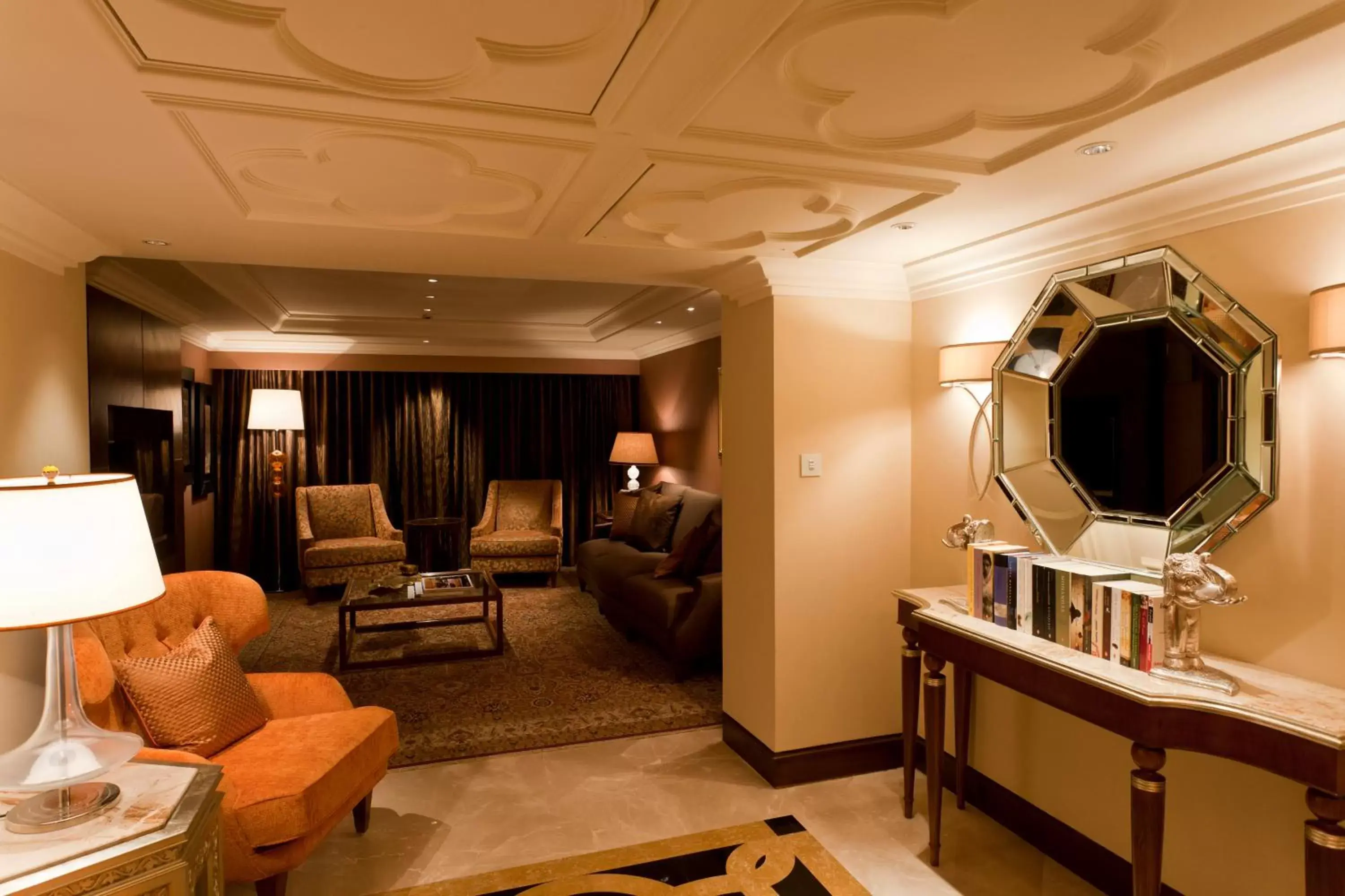 Bed, Seating Area in Taj Palace, New Delhi