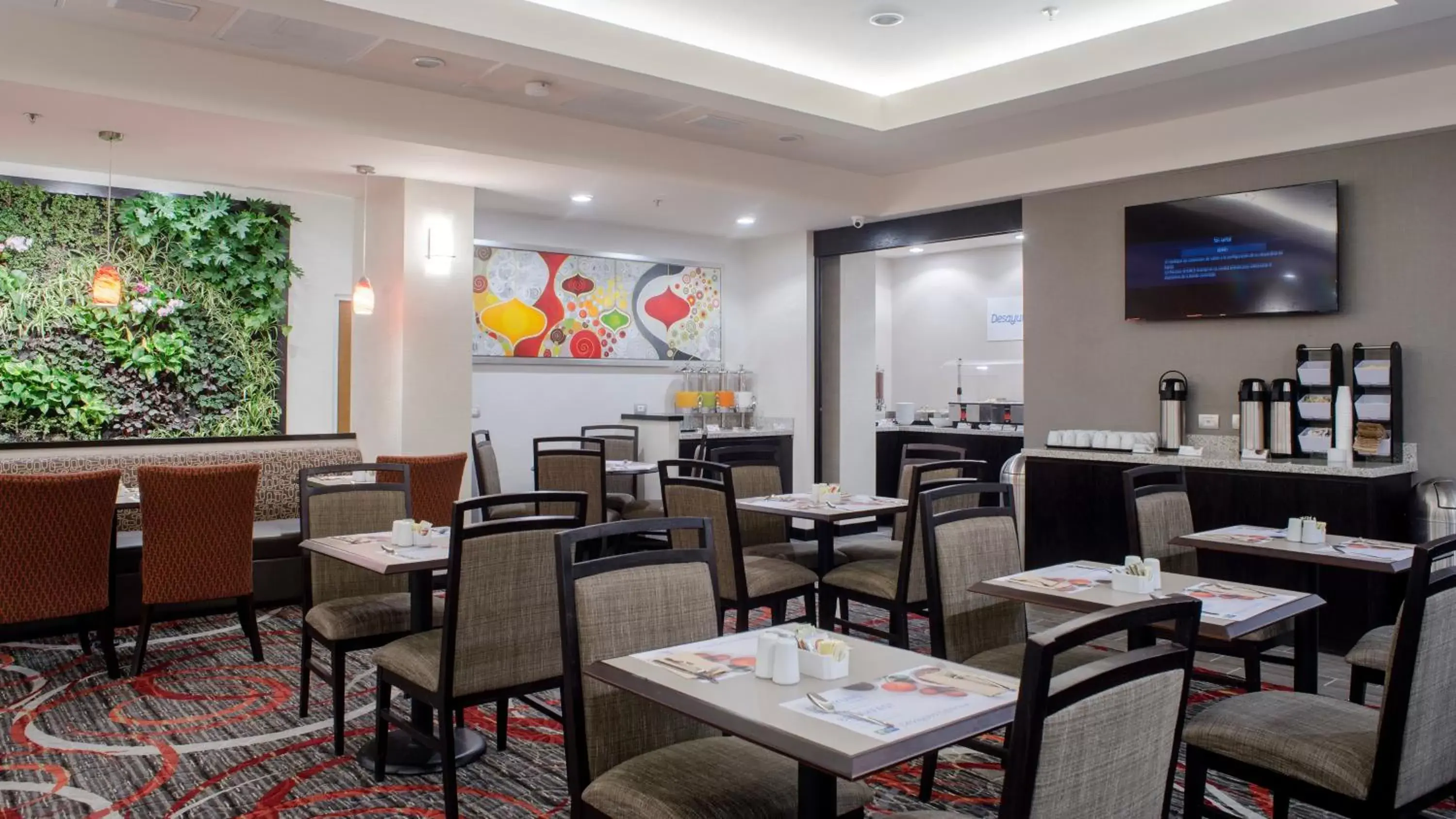 Breakfast, Restaurant/Places to Eat in Holiday Inn Express & Suites Chihuahua Juventud, an IHG Hotel