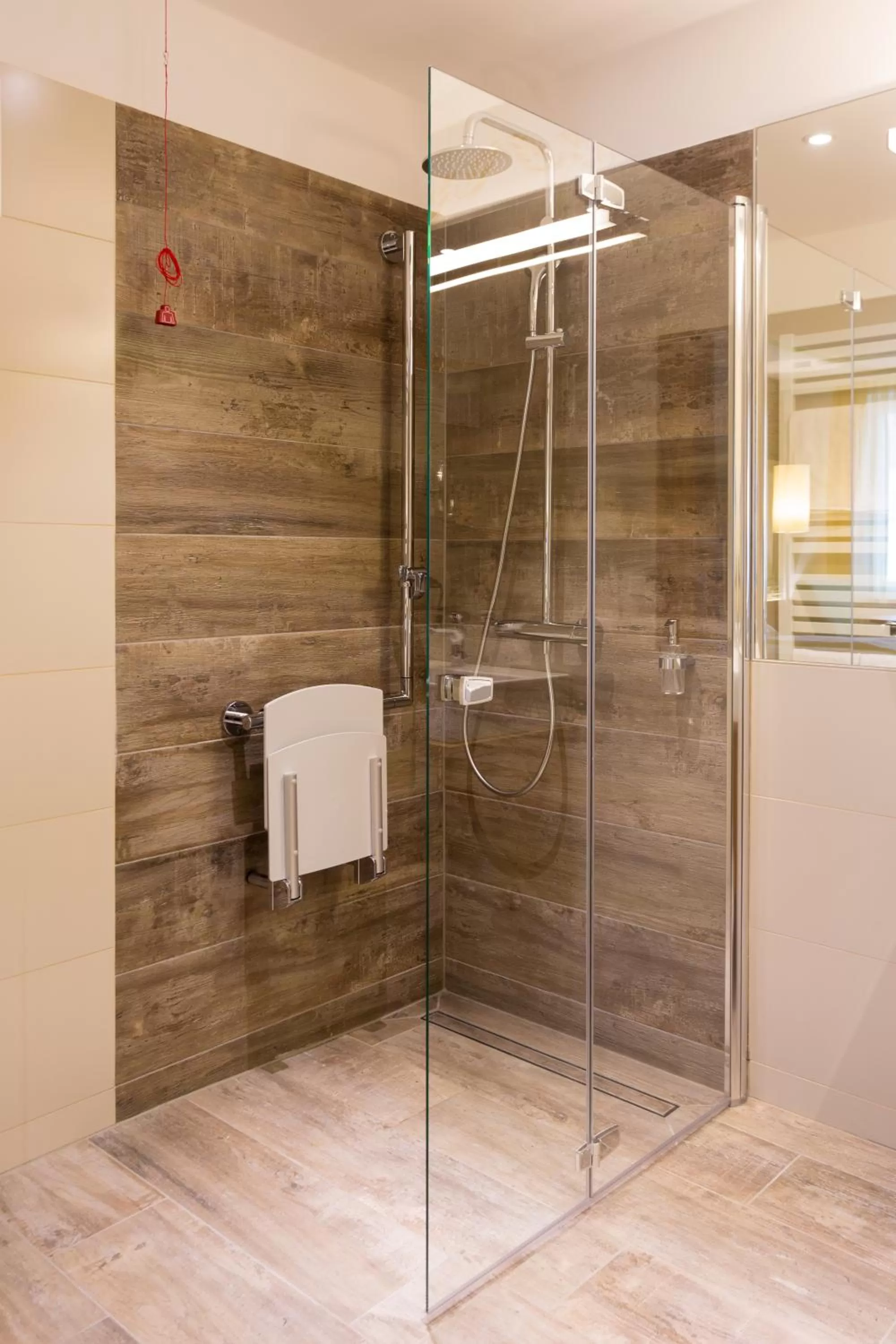 Shower in Hotel Schlof Guat
