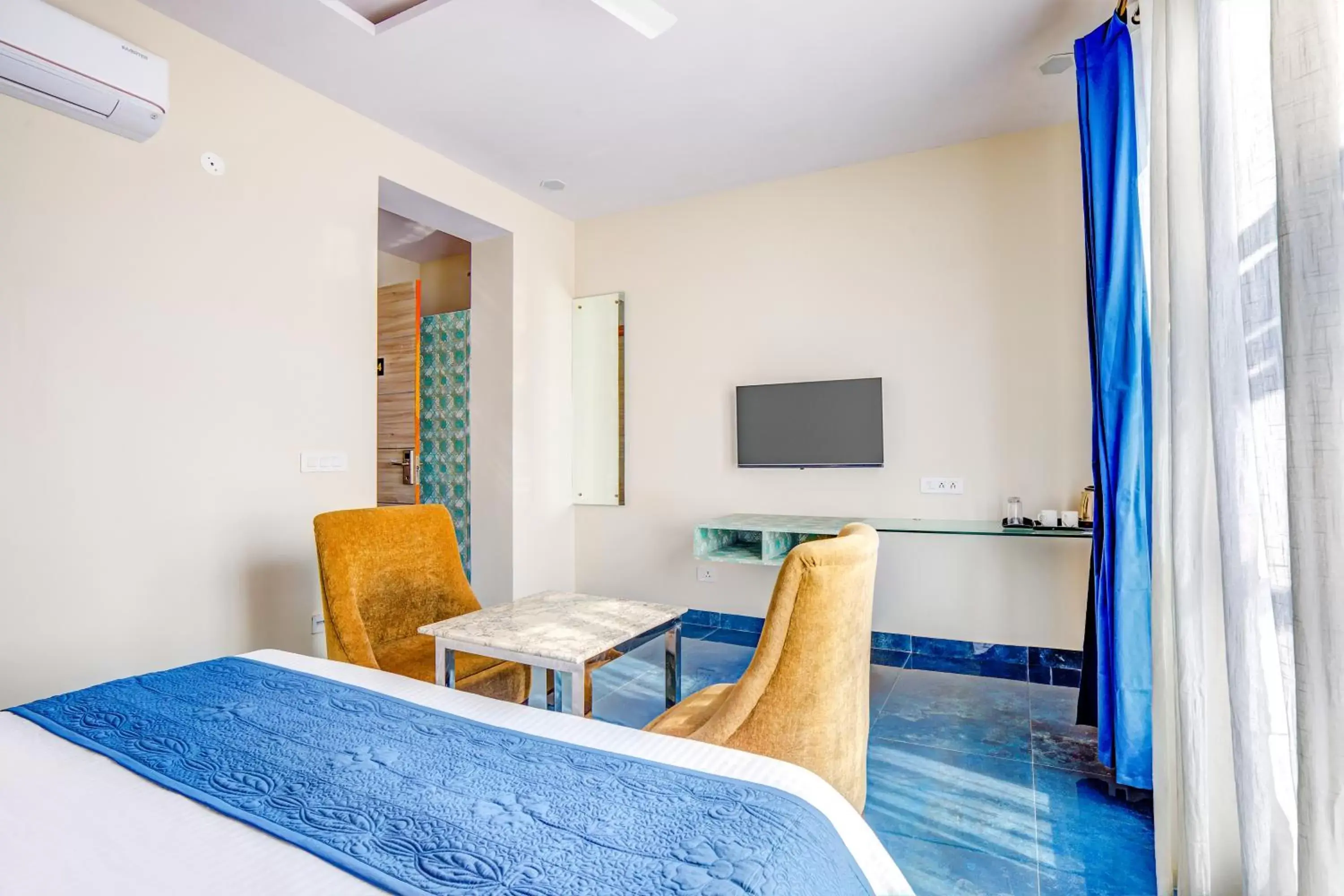 Bed in FabHotel The White Moon Bed in FabHotel The White Moon