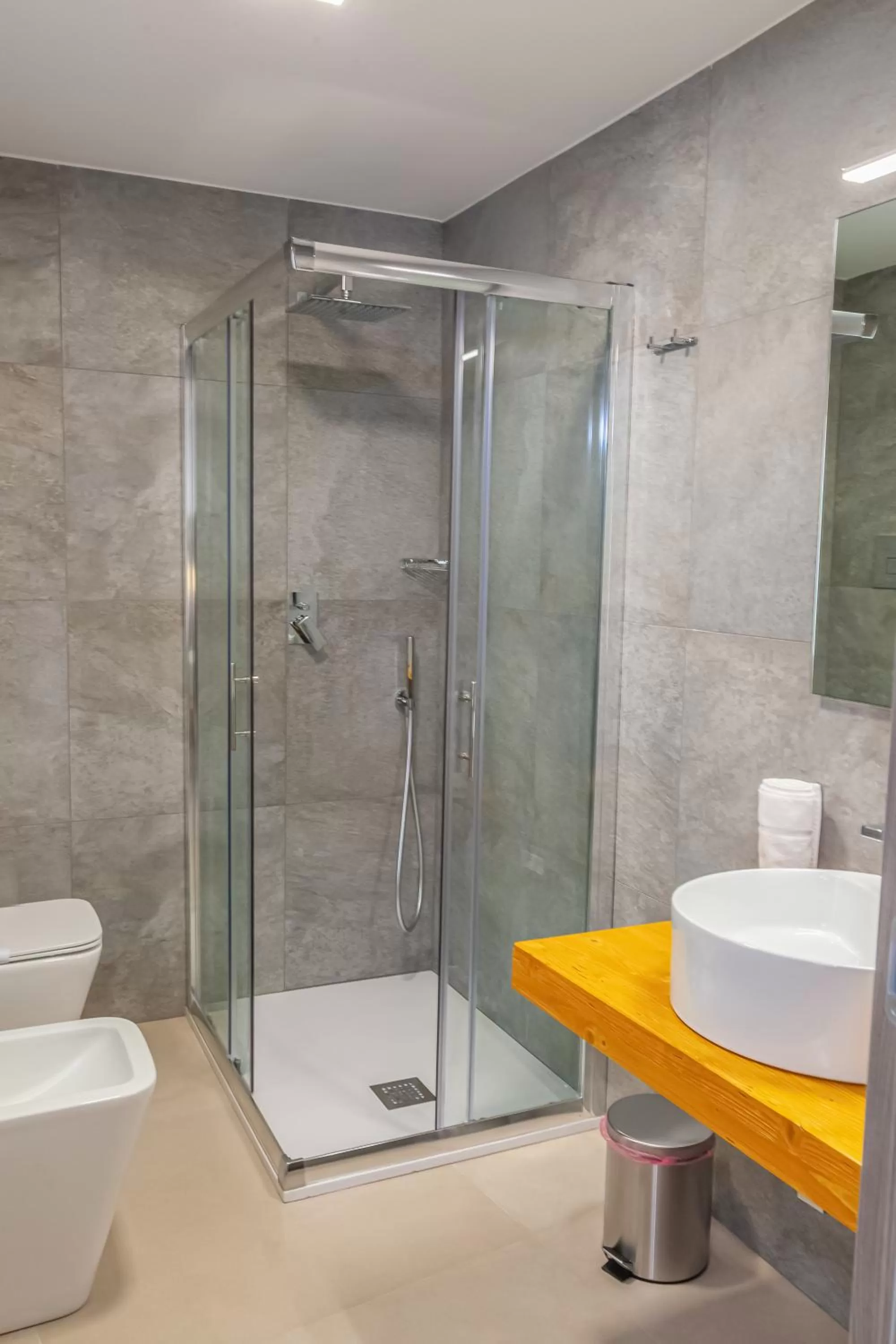 Bathroom in Isgrò Rooms