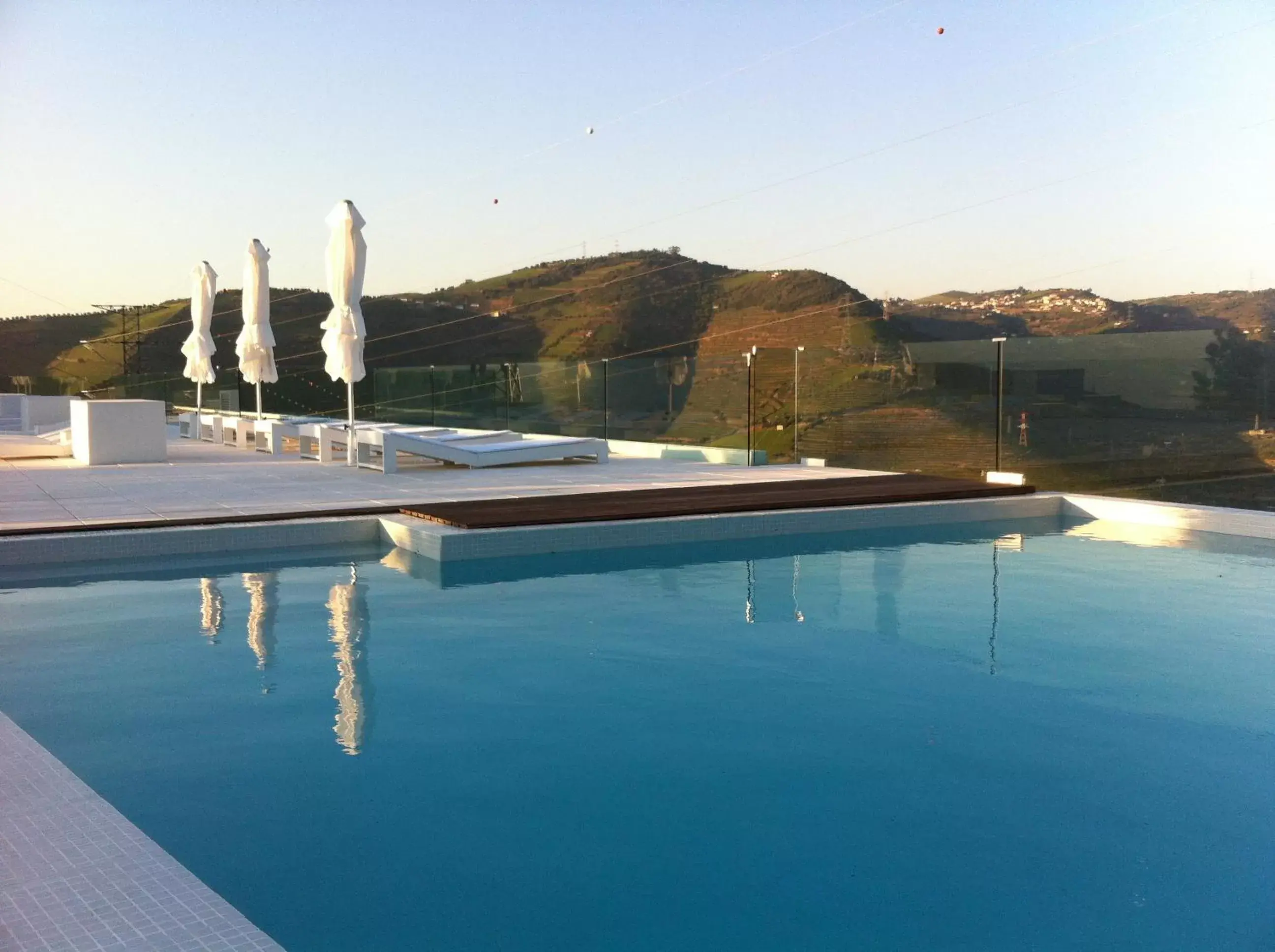 Day, Swimming Pool in Quinta De Casaldronho Wine Hotel