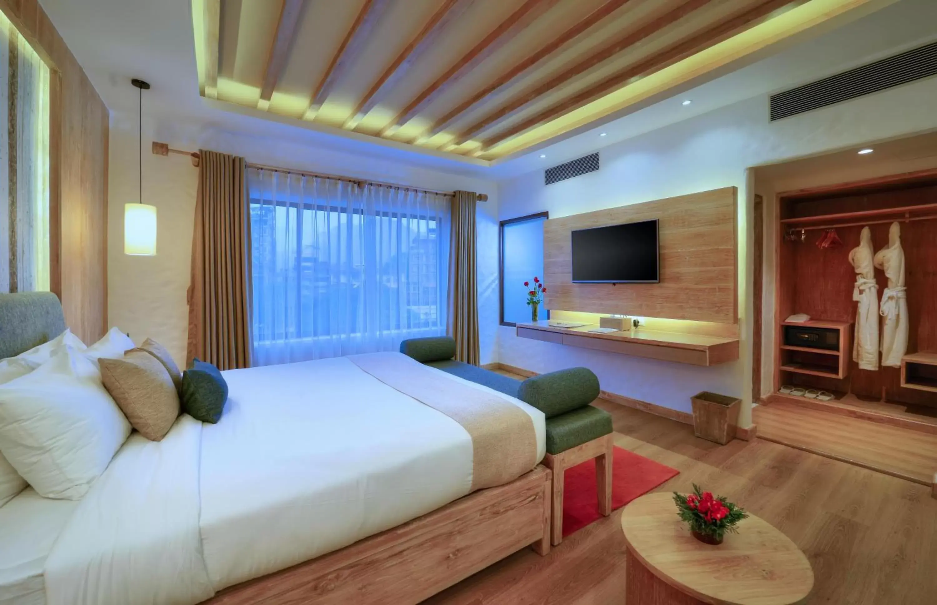 Suite - single occupancy in Hotel Barahi Pokhara Suite - single occupancy in Hotel Barahi Pokhara