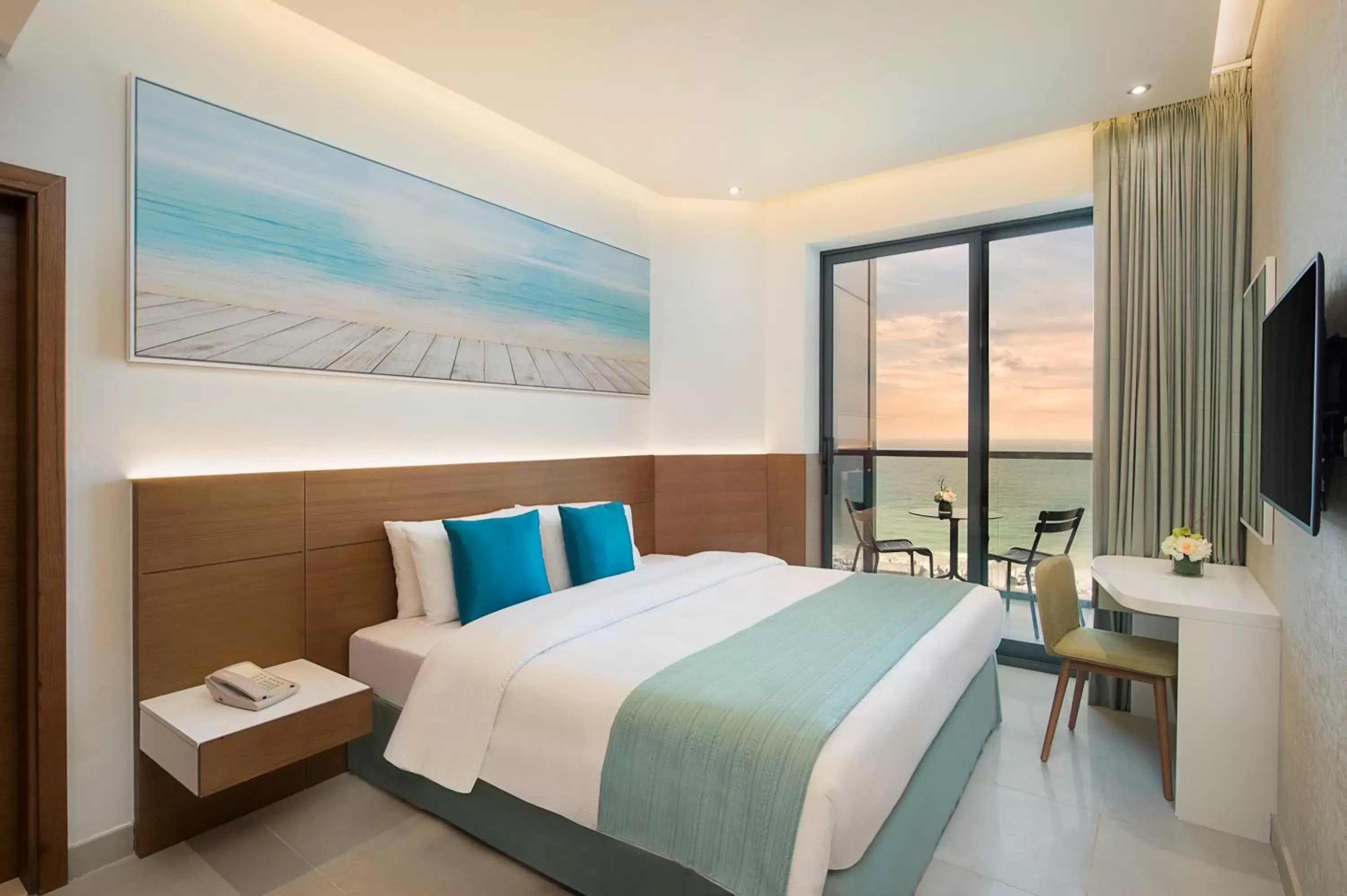 Bed in Wyndham Garden Ajman Corniche