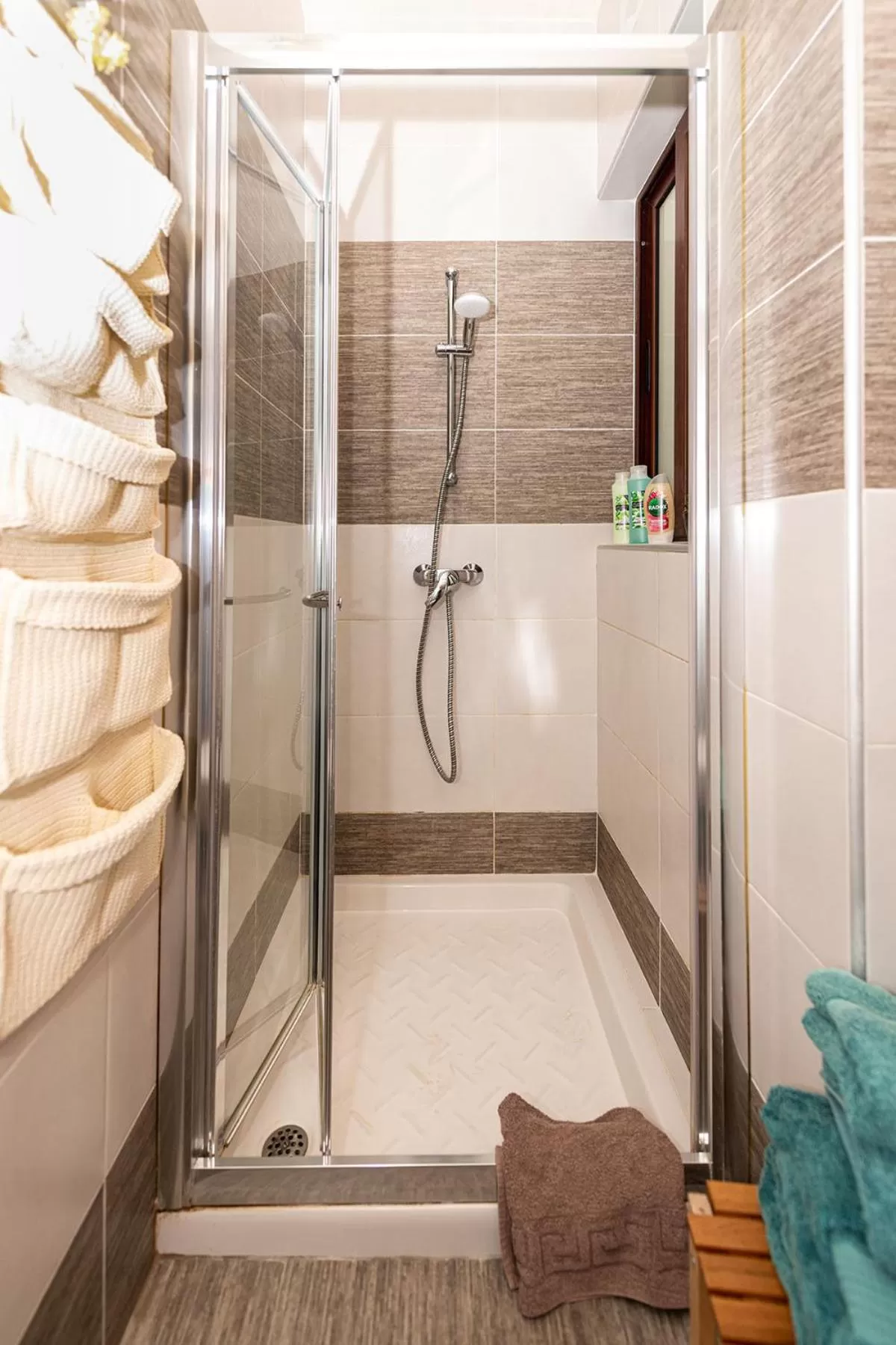 Shower in Ta’ Giljan B&B Gozo