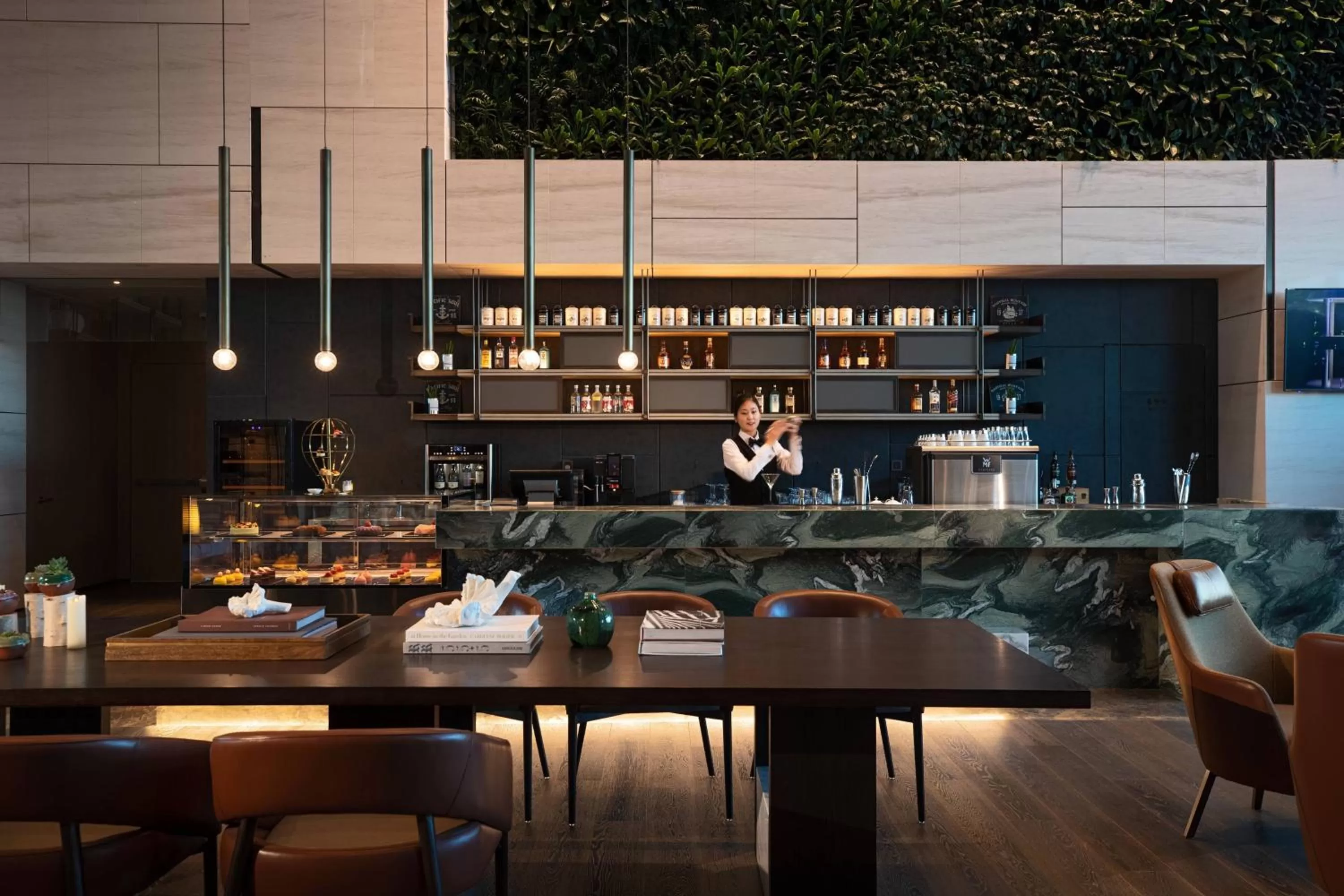 Lounge or bar in Yantai Marriott Hotel