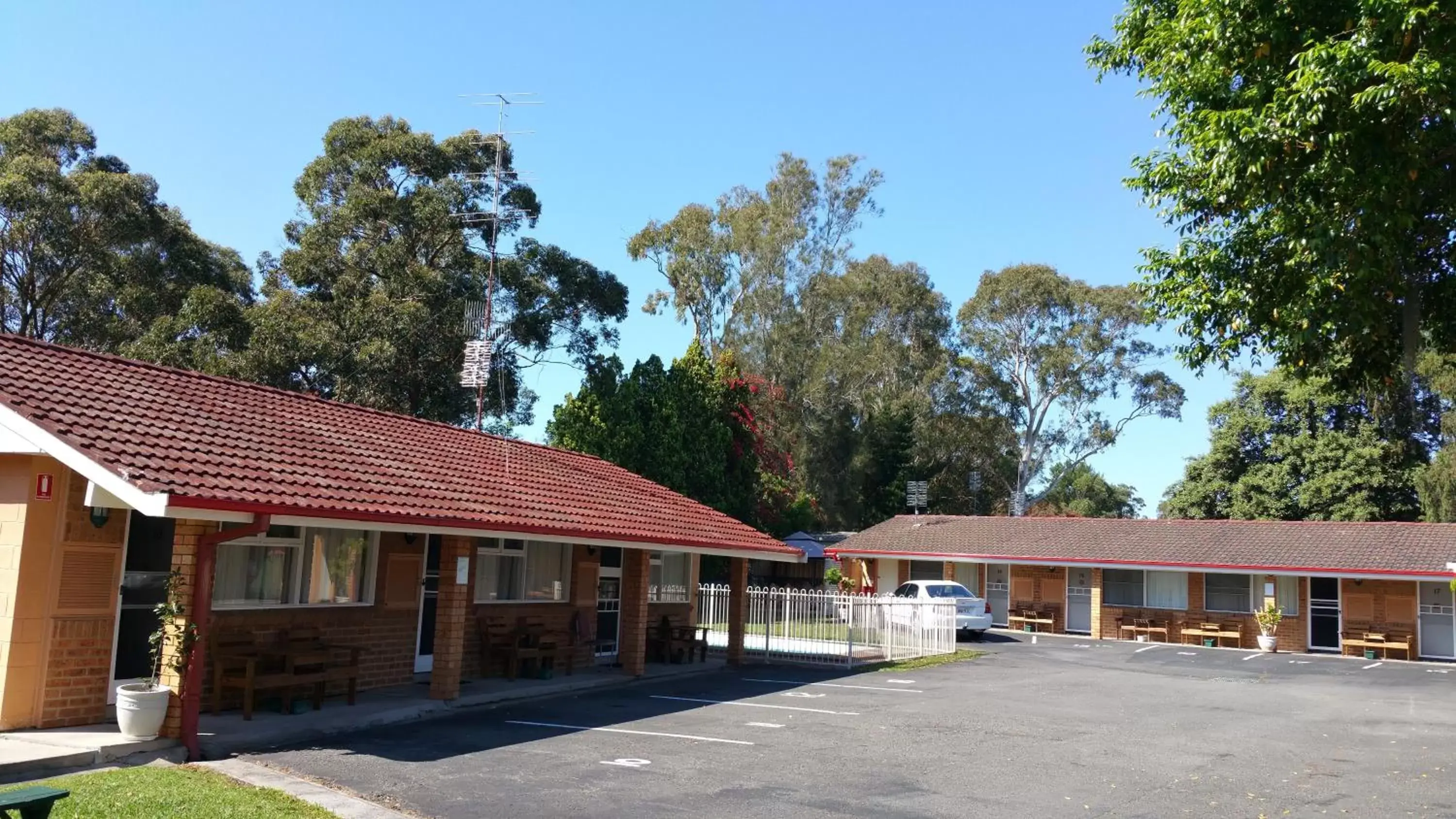 Patio, Property Building in Central Coast Motel