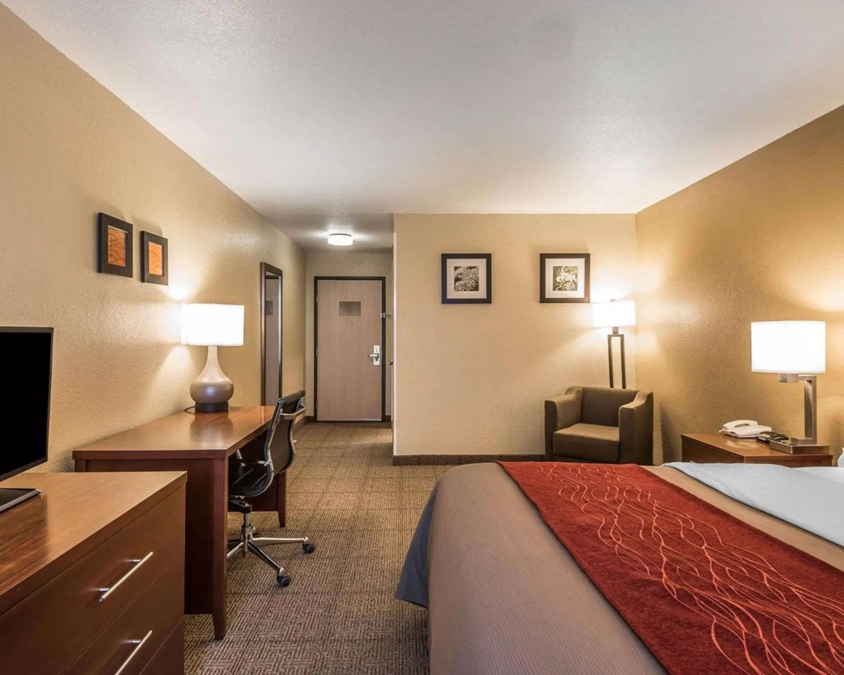 Photo of the whole room in Quality Inn & Suites Bethany