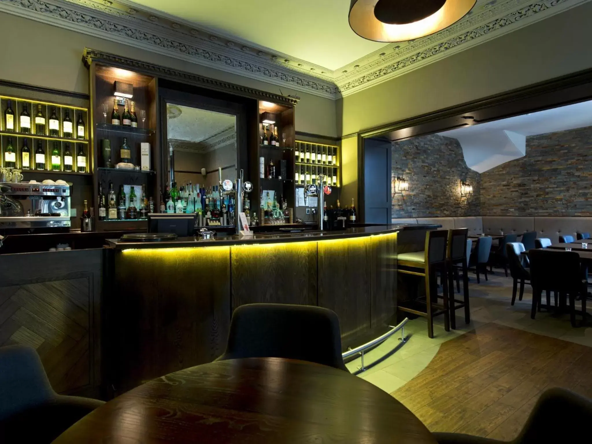 Restaurant/places to eat in Number 10 Hotel Restaurant/places to eat in Number 10 Hotel