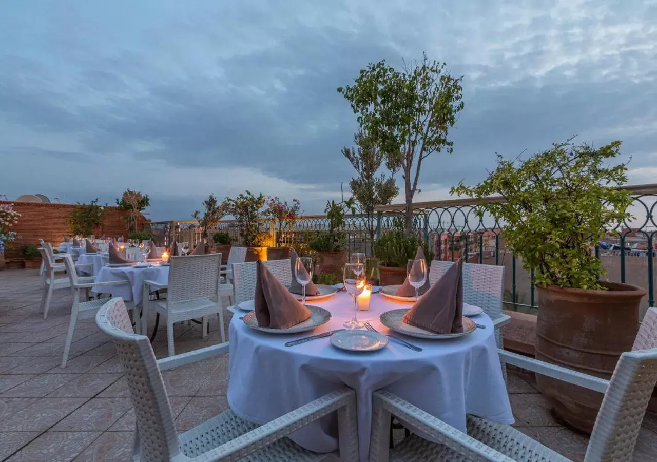 City view, Restaurant/Places to Eat in Le Caspien Boutique Hotel